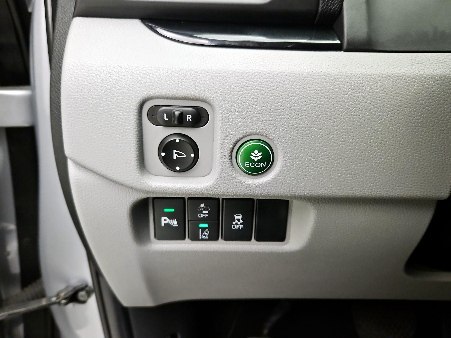 Thumbnail: 2020 Honda Pilot - 13