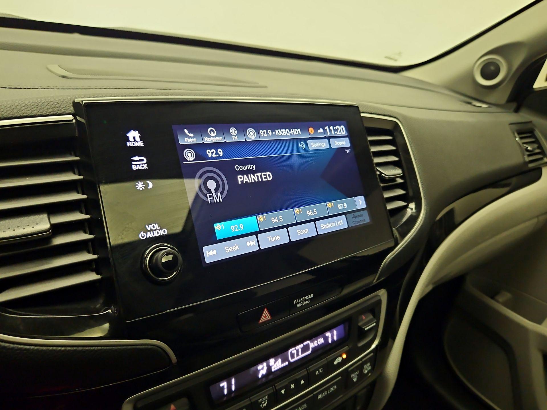 Thumbnail: 2020 Honda Pilot - 16