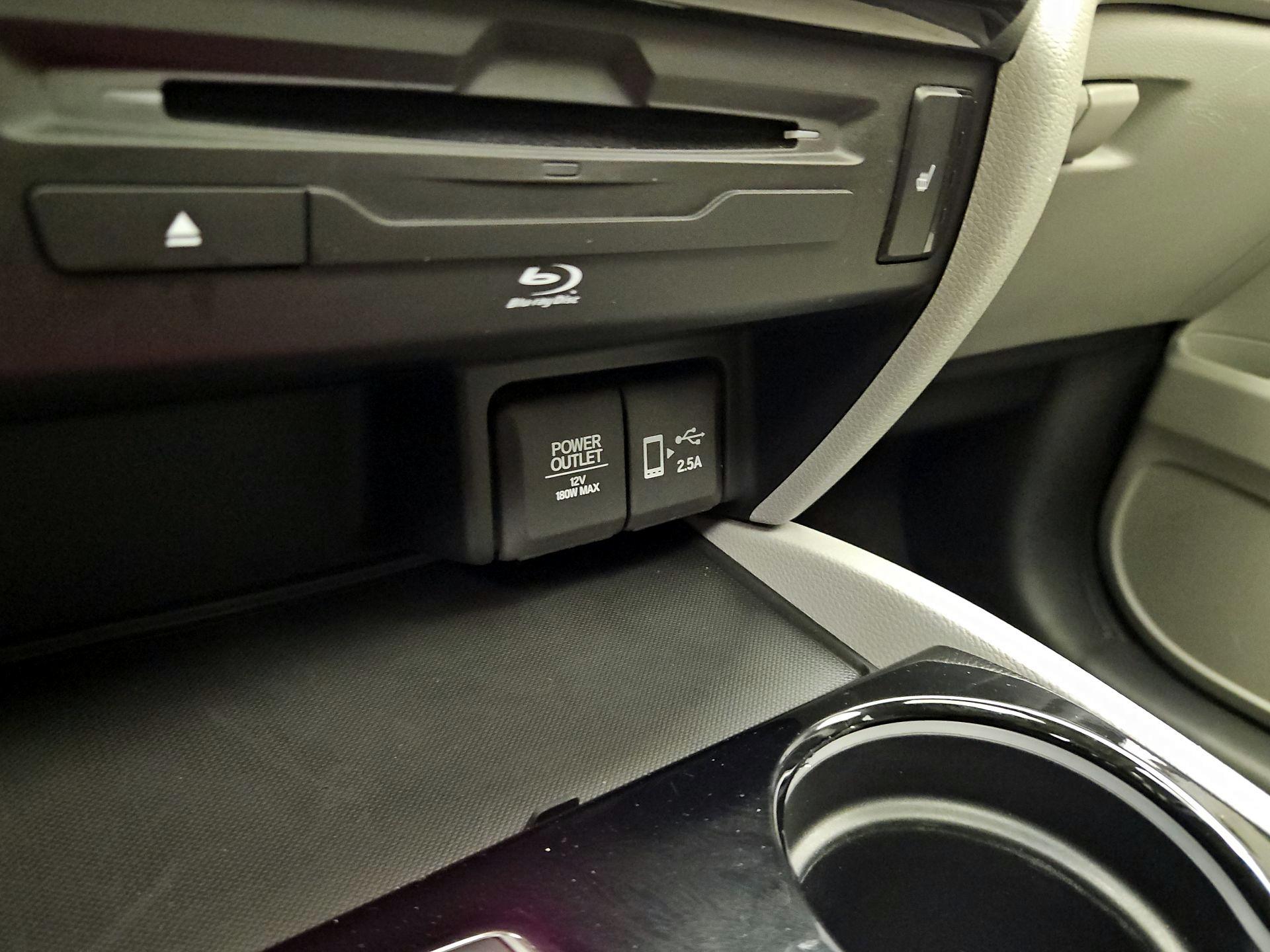 Thumbnail: 2020 Honda Pilot - 19