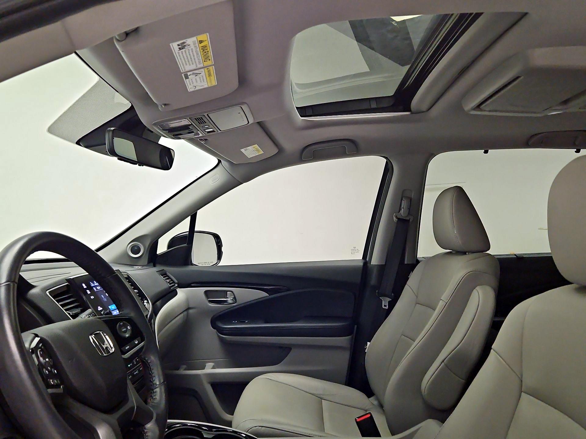 Thumbnail: 2020 Honda Pilot - 20