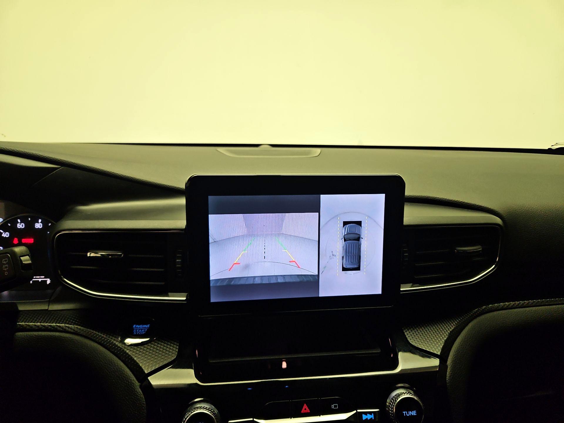 Thumbnail: 2023 Ford Explorer - 14