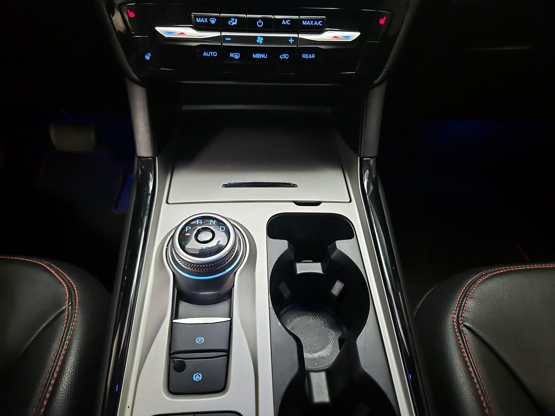 Thumbnail: 2023 Ford Explorer - 17