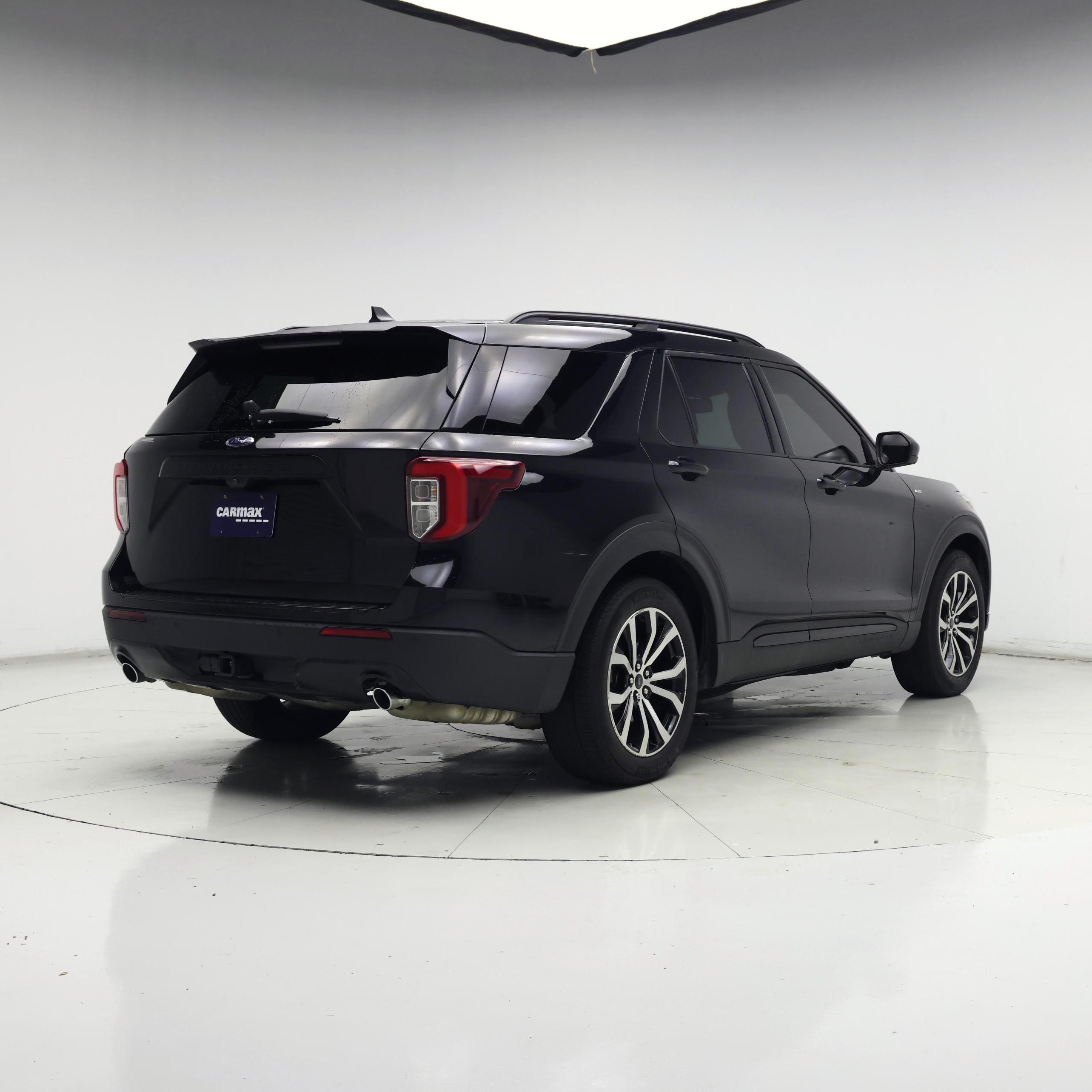 Thumbnail: 2023 Ford Explorer - 8