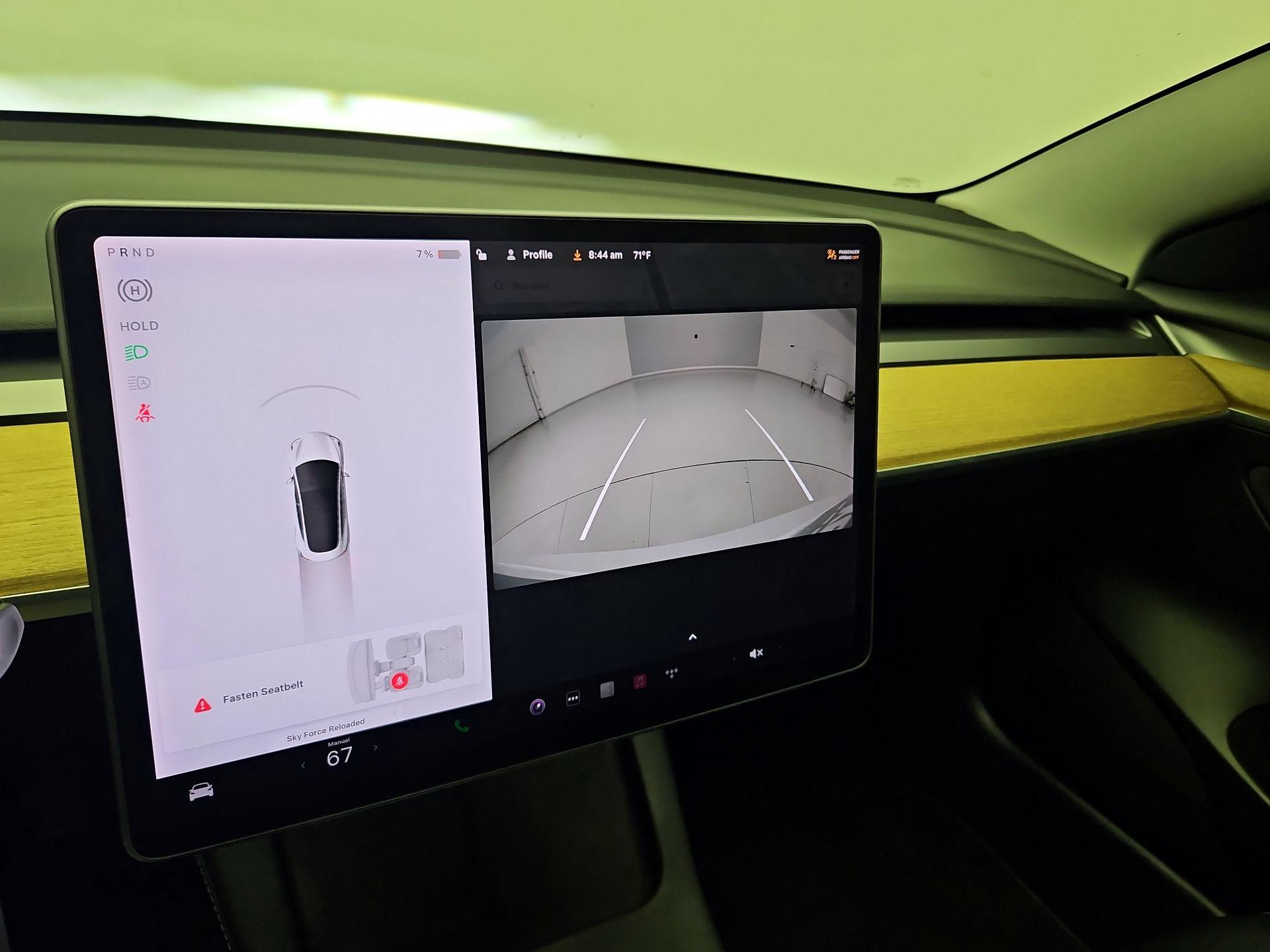 Thumbnail: 2021 Tesla Model 3 - 14