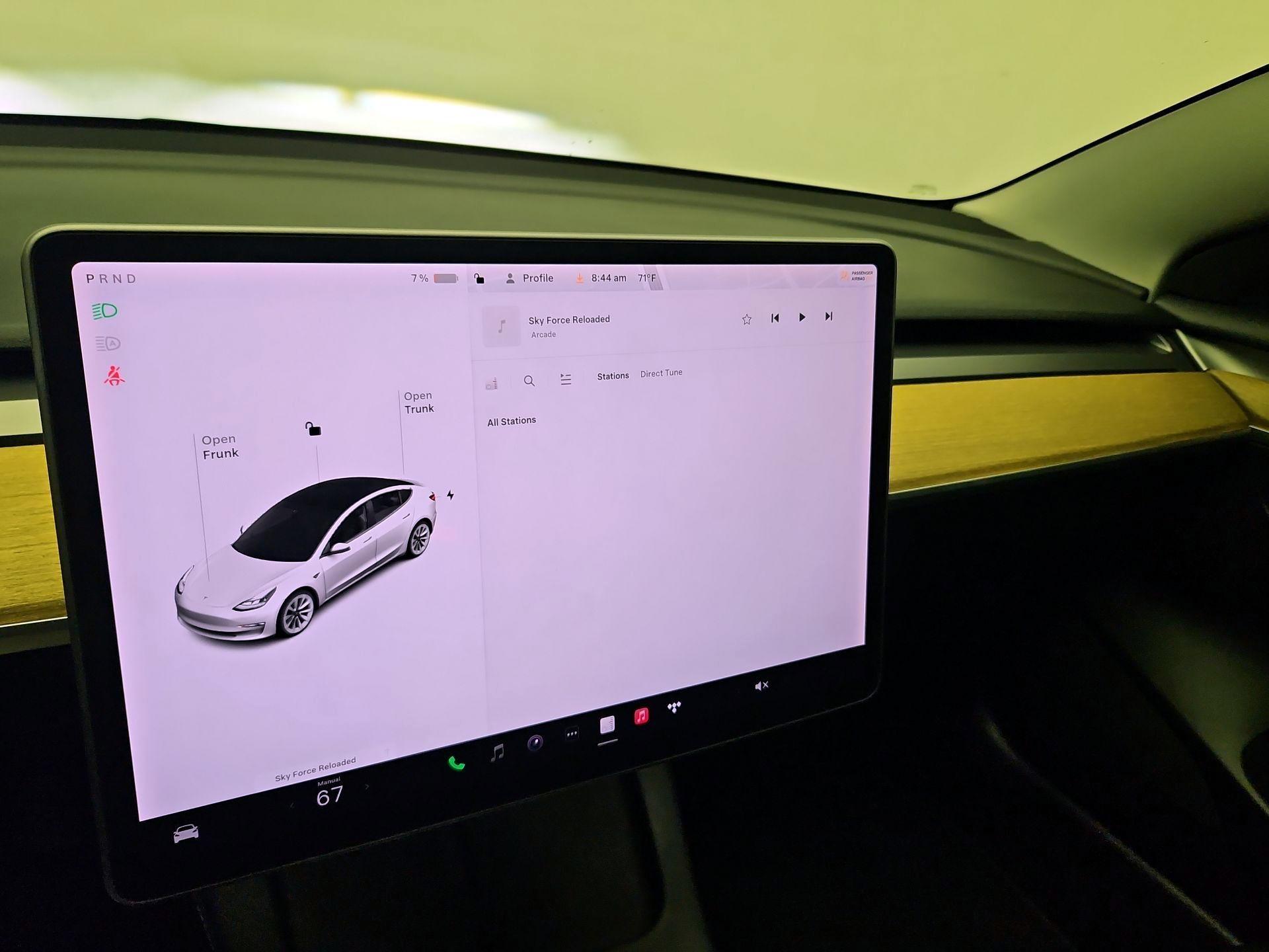 Thumbnail: 2021 Tesla Model 3 - 15