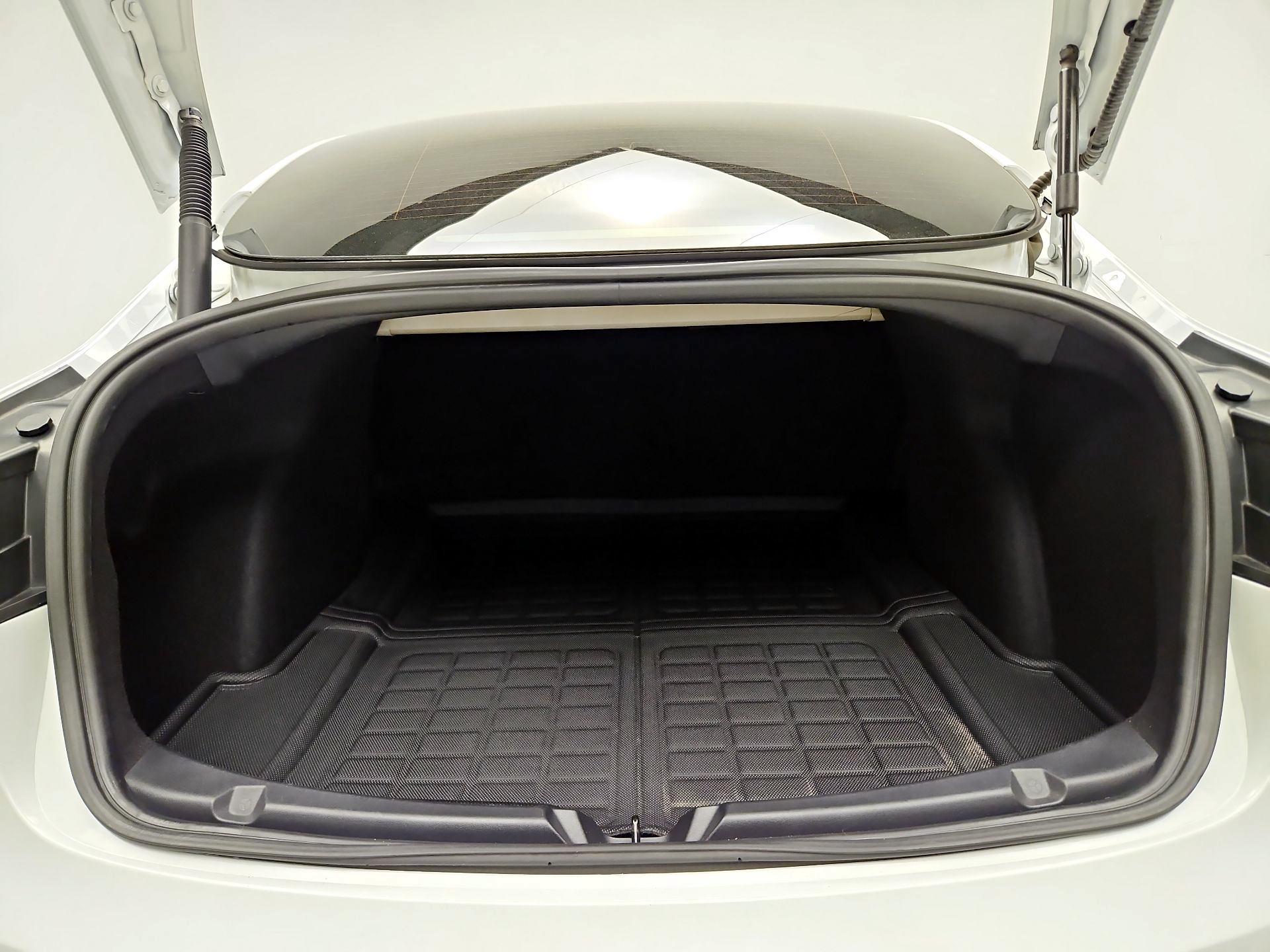 Thumbnail: 2021 Tesla Model 3 - 20
