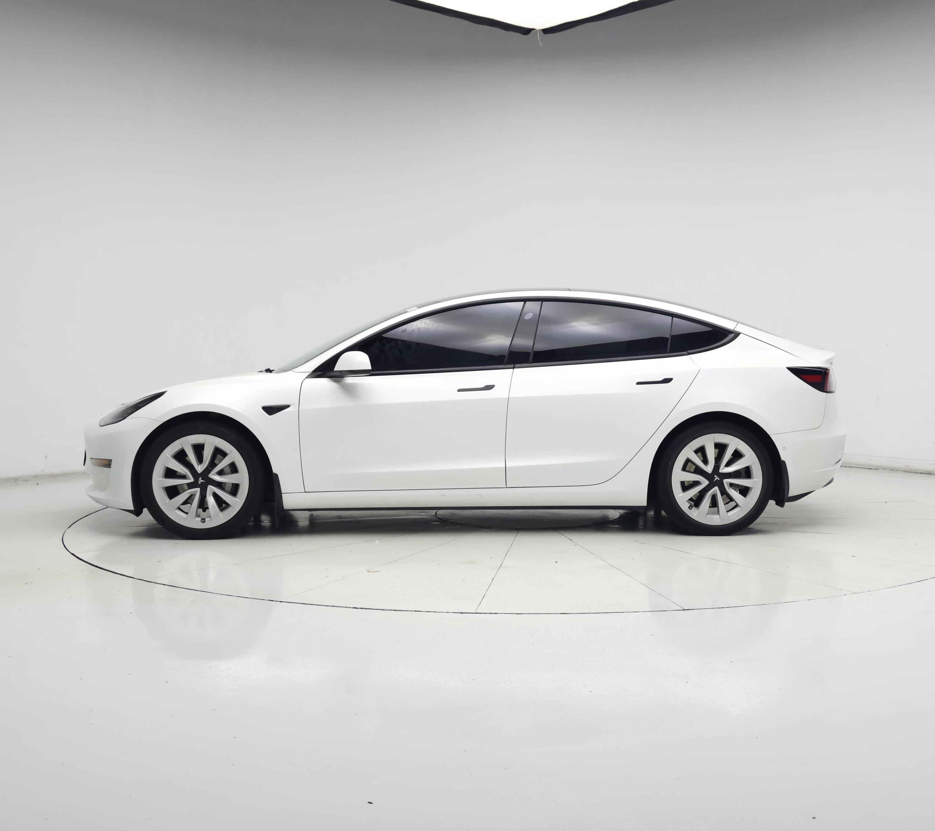 Thumbnail: 2021 Tesla Model 3 - 3