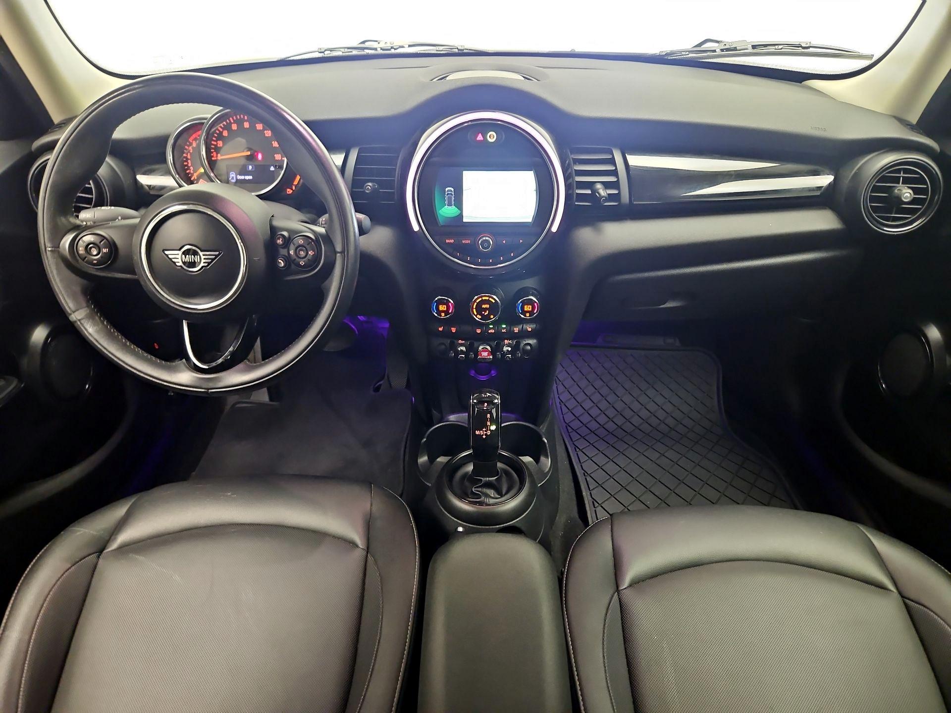 Thumbnail: 2021 MINI Cooper Hardtop - 9