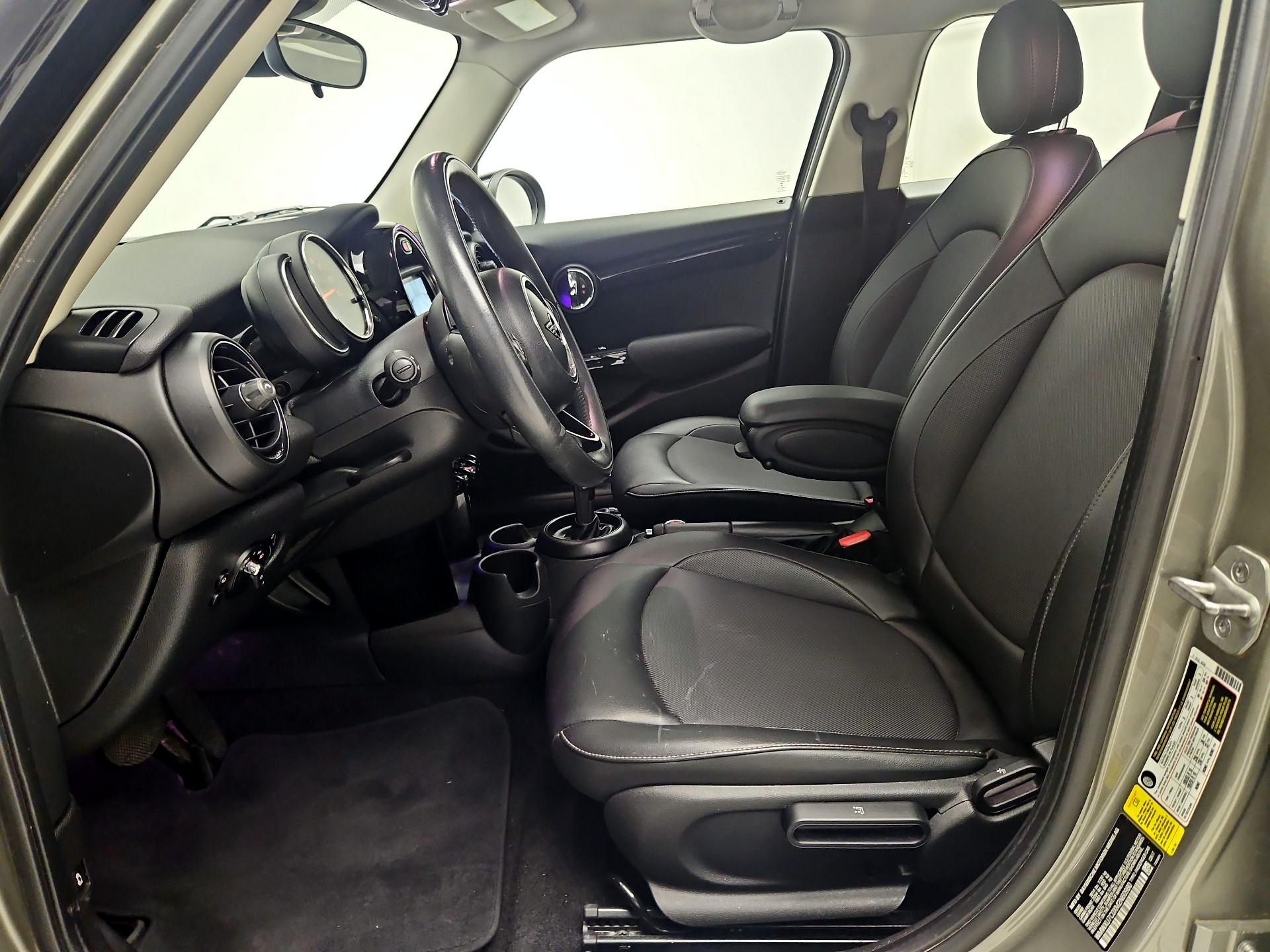 Thumbnail: 2021 MINI Cooper Hardtop - 11