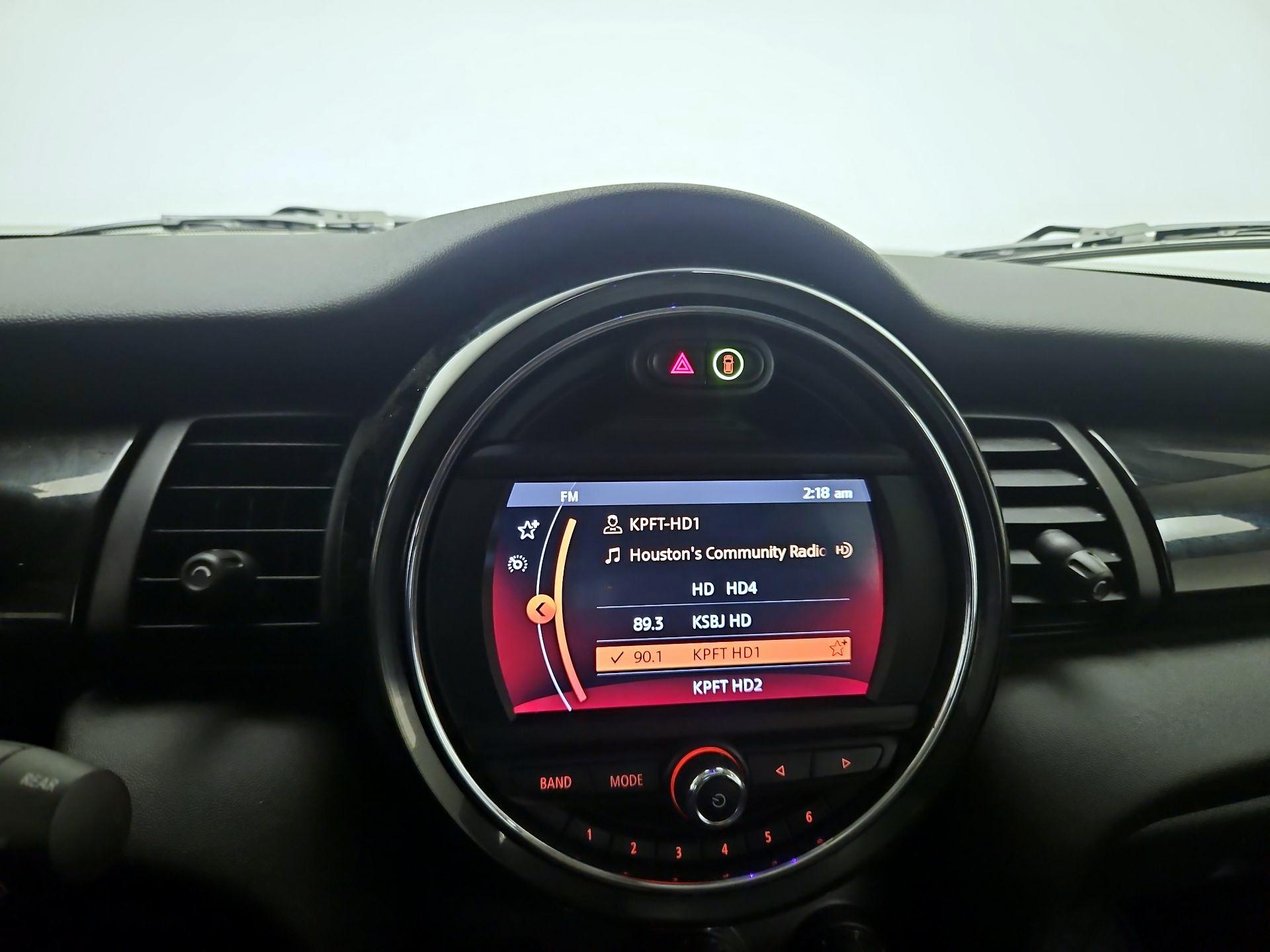 Thumbnail: 2021 MINI Cooper Hardtop - 14