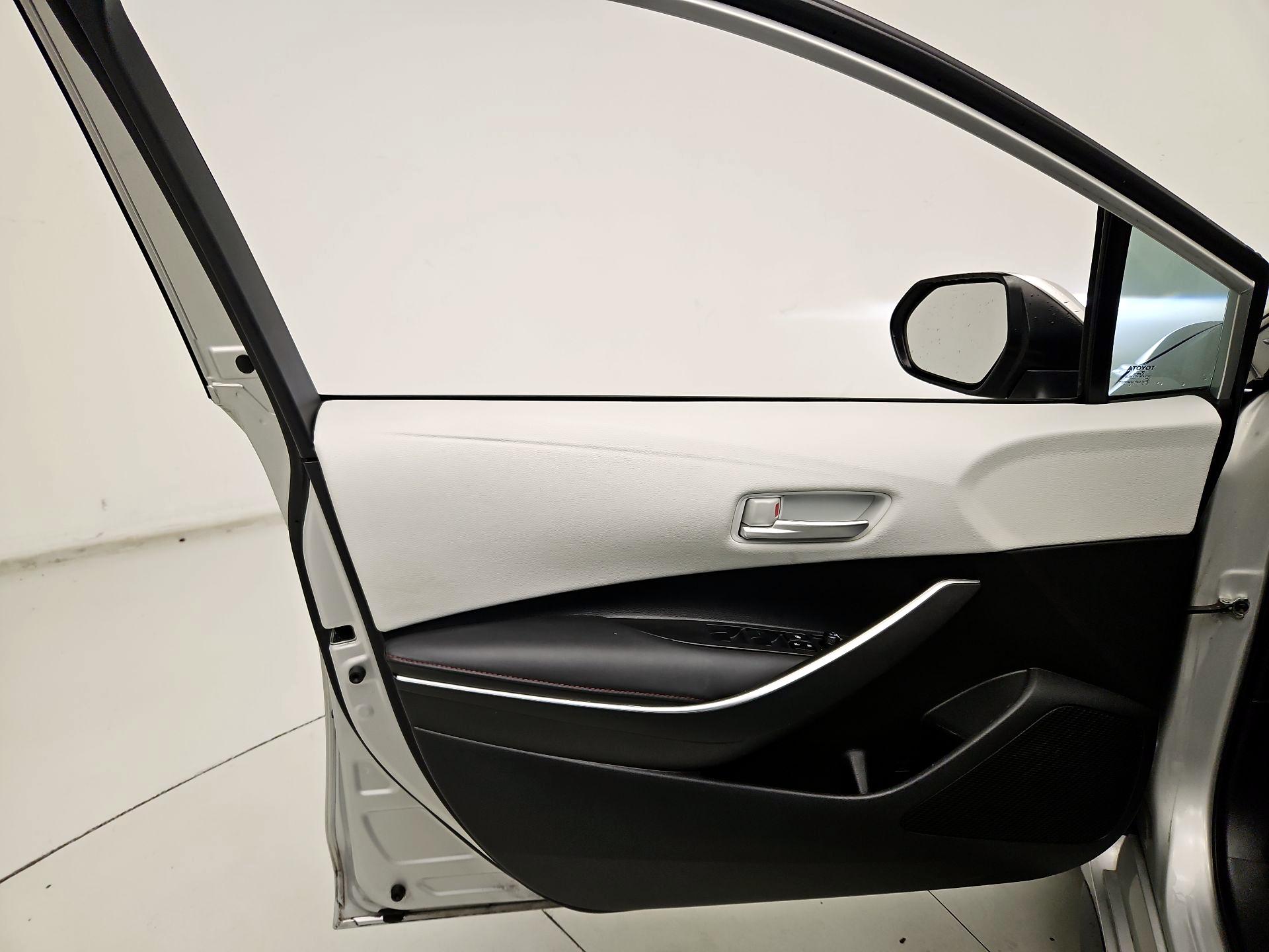 Thumbnail: 2023 Toyota Corolla - 12