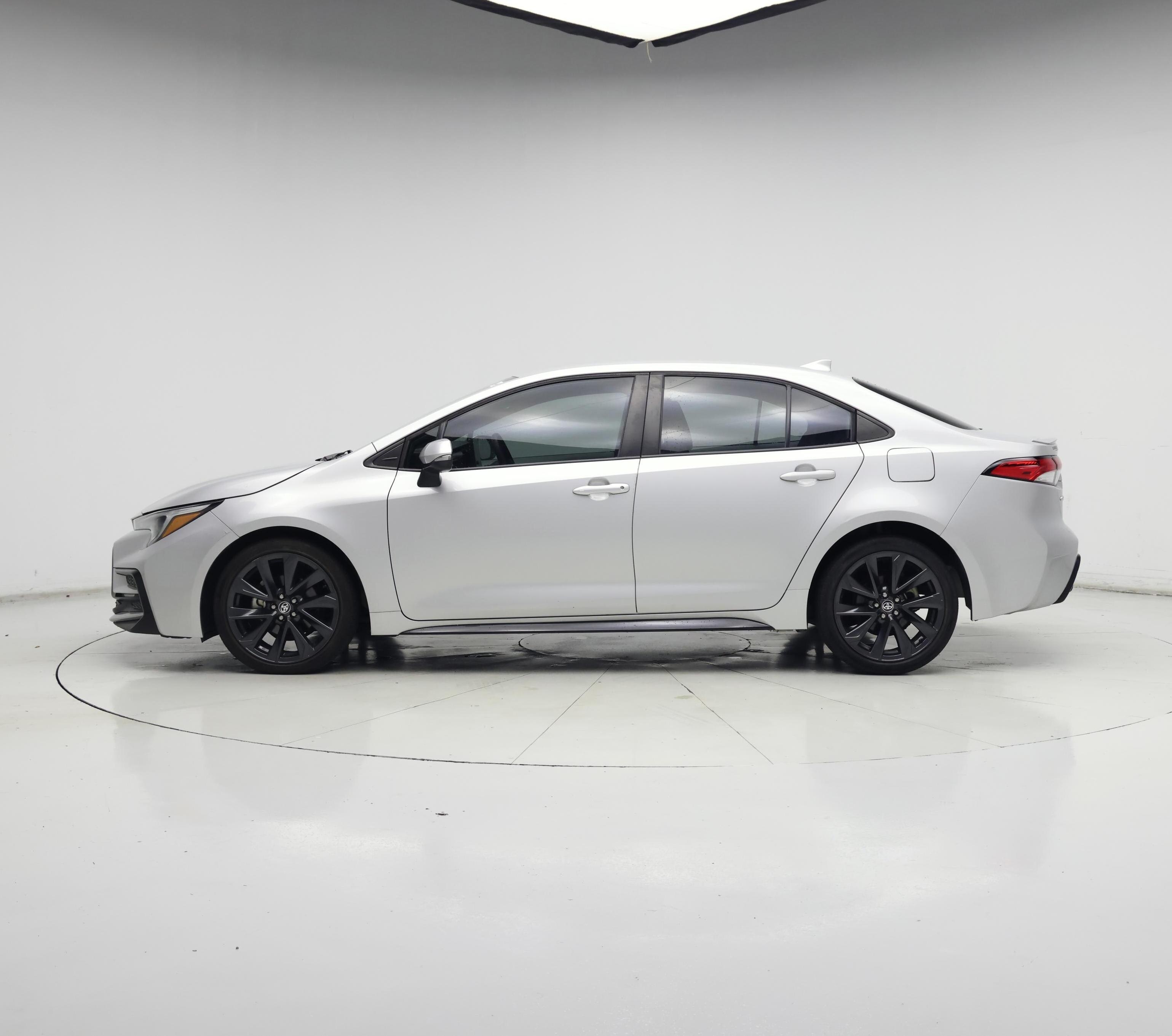 Thumbnail: 2023 Toyota Corolla - 3