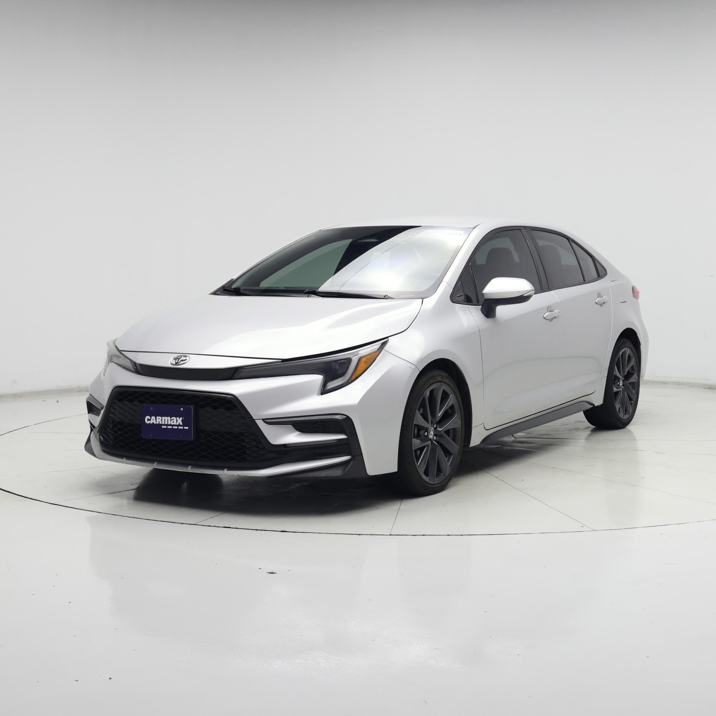 Thumbnail: 2023 Toyota Corolla - 4