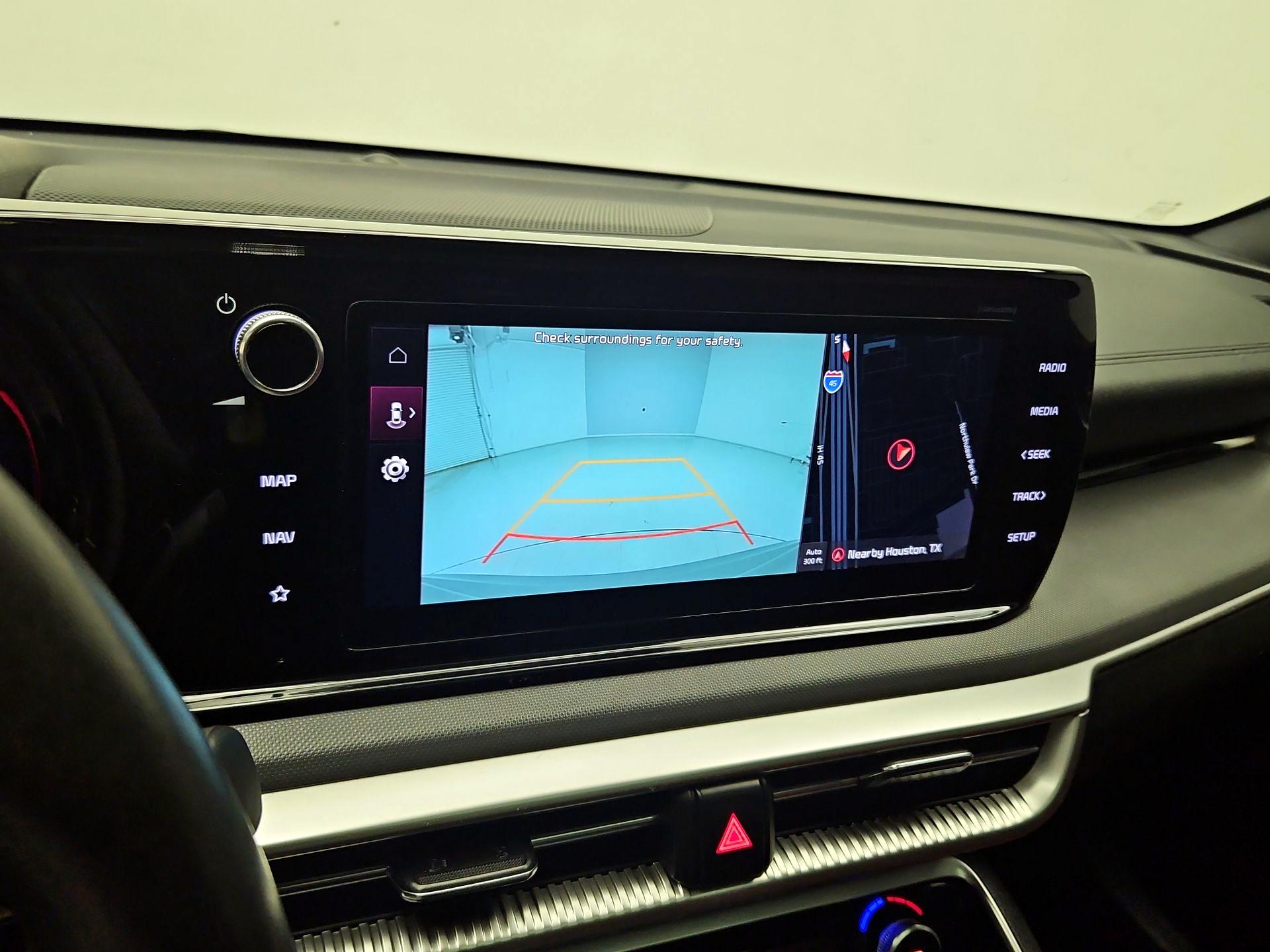 Thumbnail: 2023 Kia K5 - 15