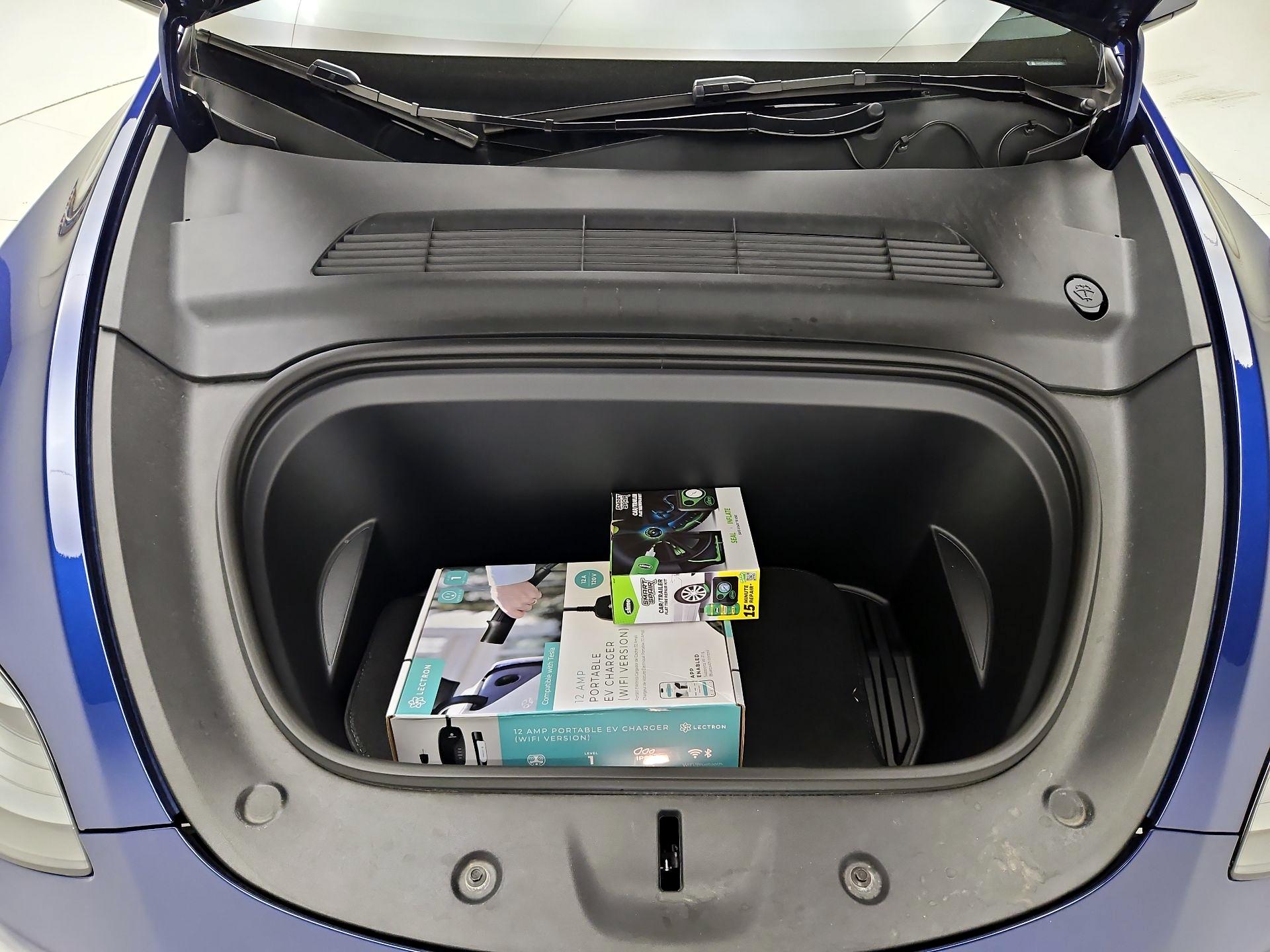 Thumbnail: 2025 Tesla Model Y - 19