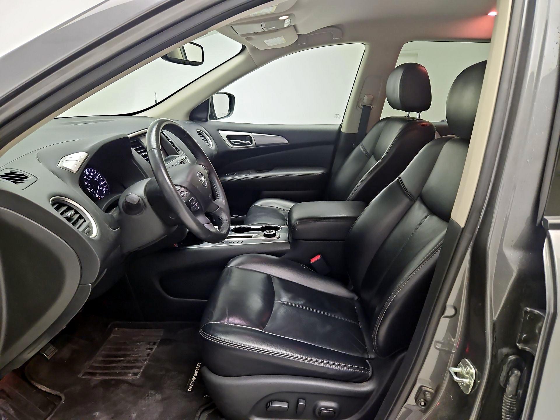 Thumbnail: 2018 Nissan Pathfinder - 11