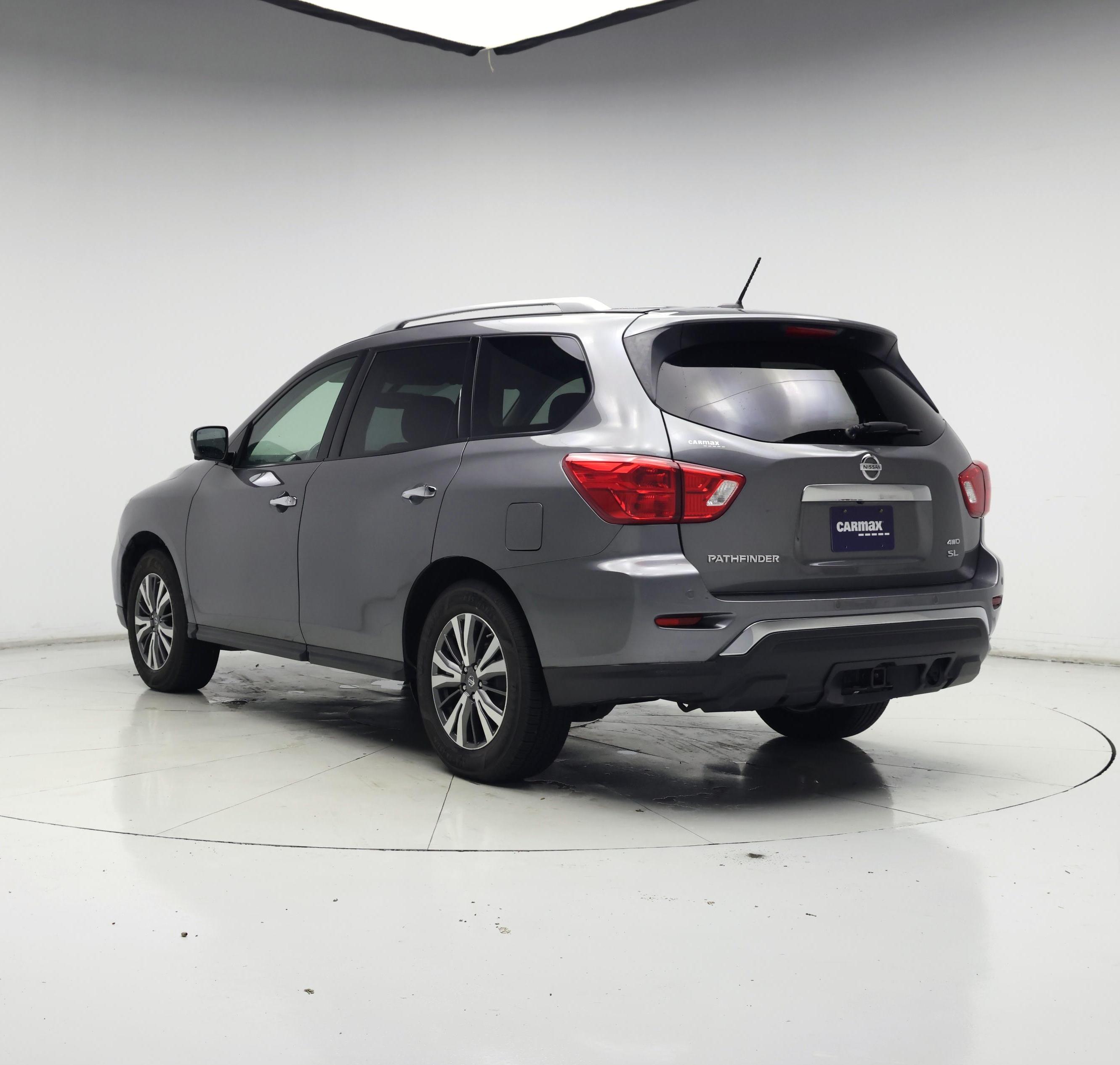 Thumbnail: 2018 Nissan Pathfinder - 2