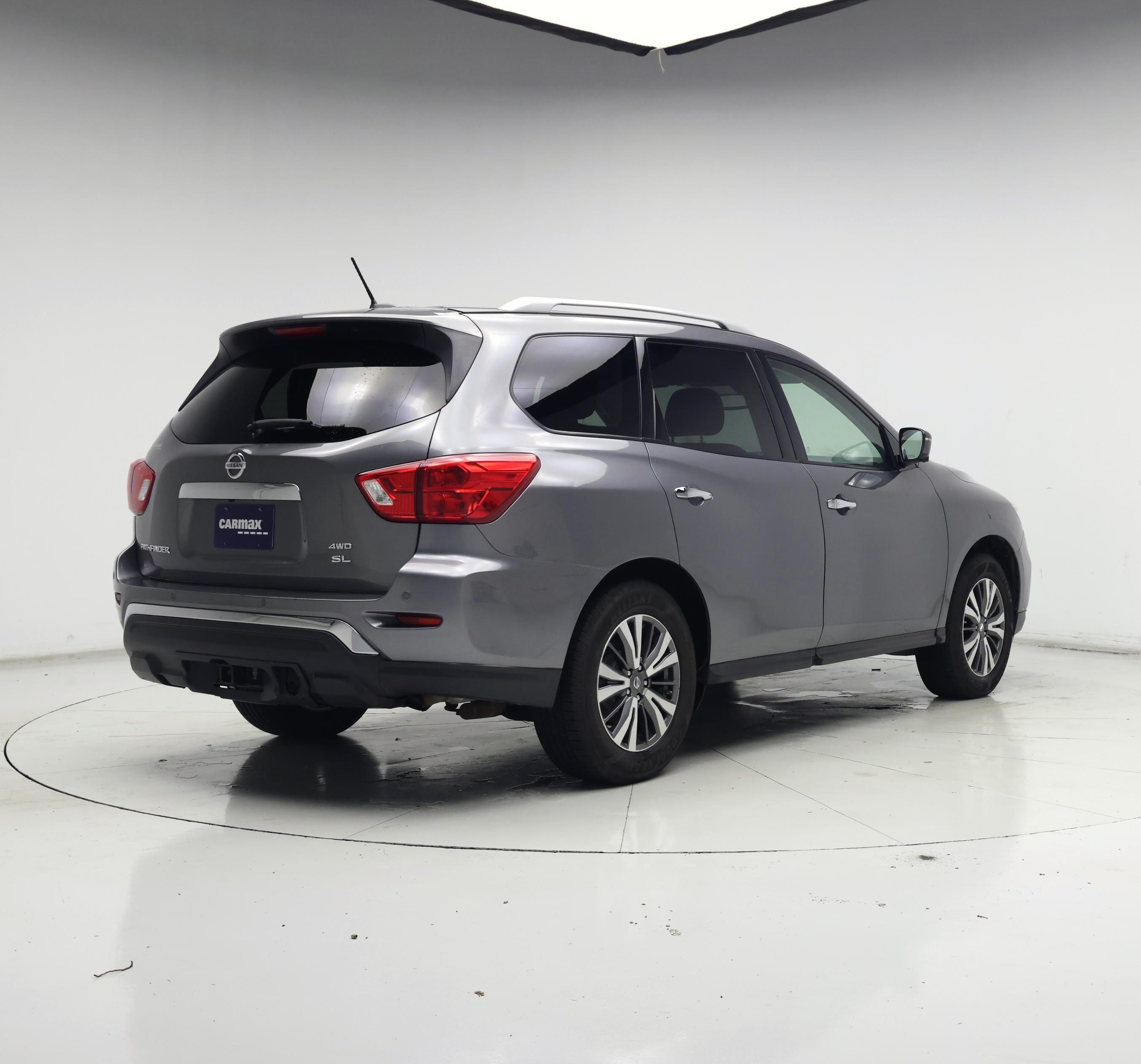 Thumbnail: 2018 Nissan Pathfinder - 8