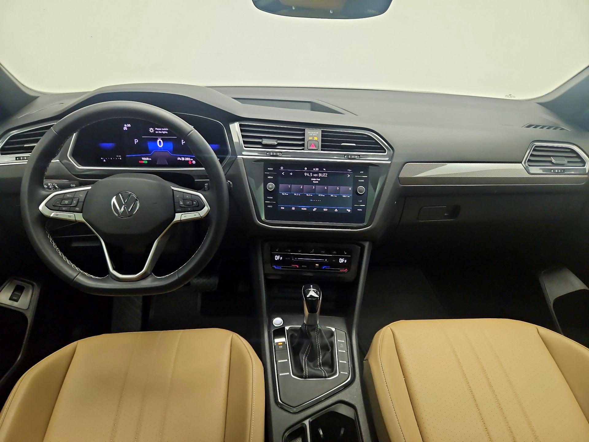 Thumbnail: 2022 Volkswagen Tiguan - 9