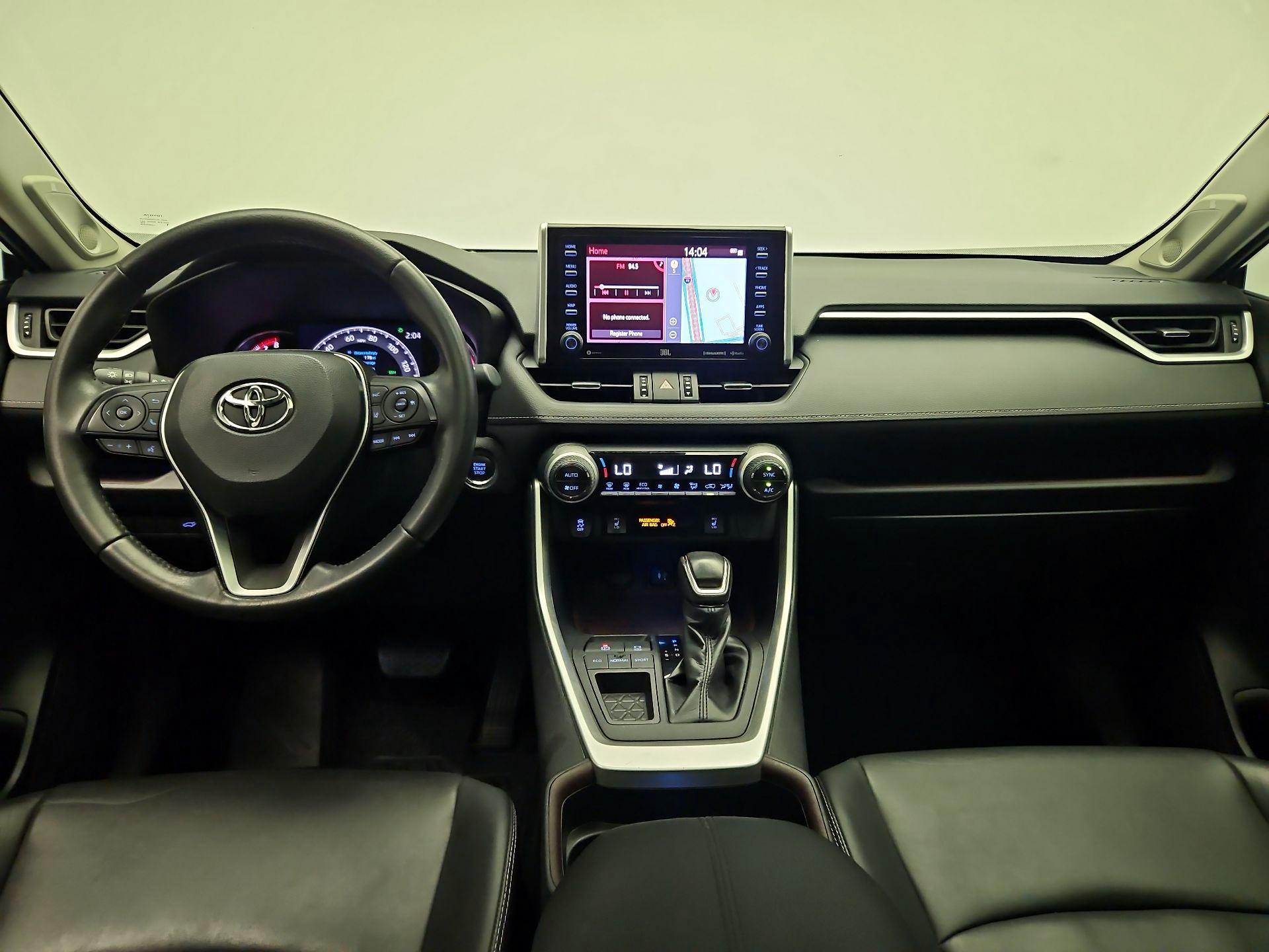 Thumbnail: 2019 Toyota RAV4 - 9