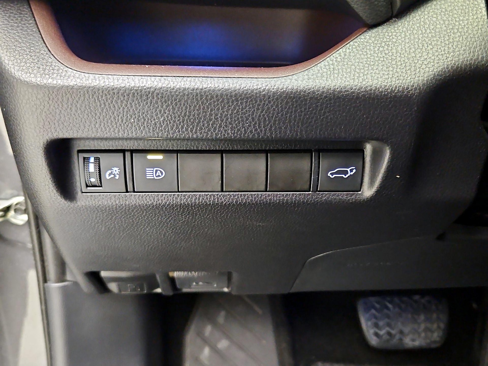 2019 Toyota RAV4 Limited - Photo 14
