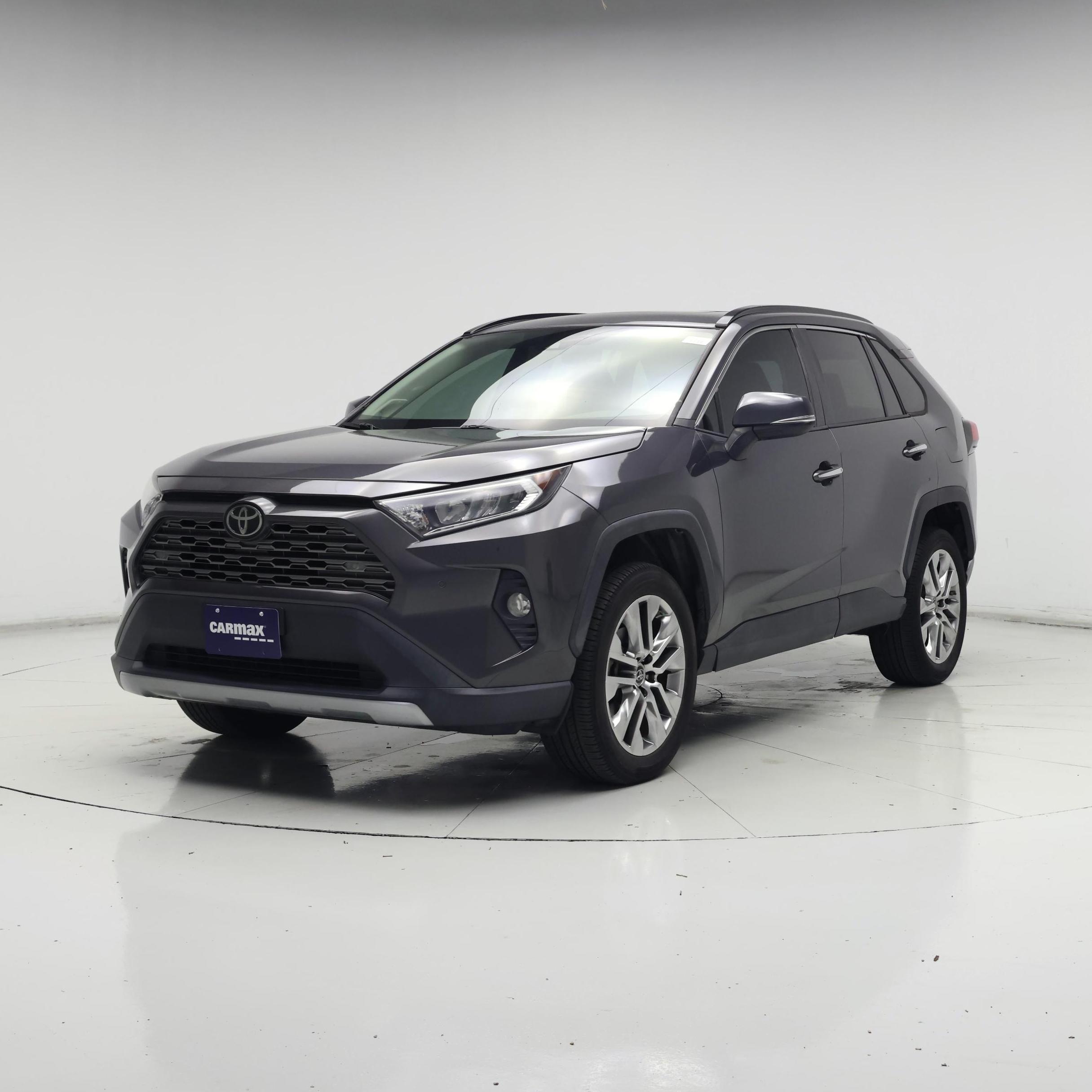 Thumbnail: 2019 Toyota RAV4 - 4