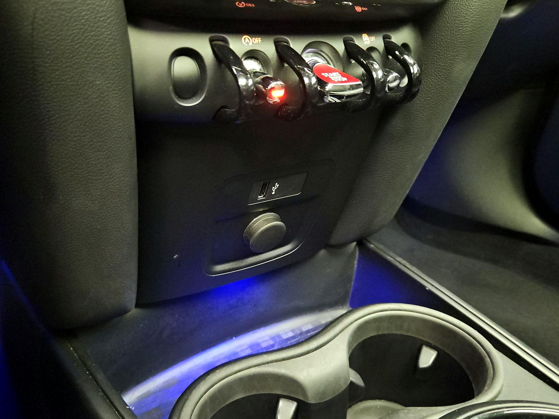 Thumbnail: 2019 MINI Cooper Countryman - 18