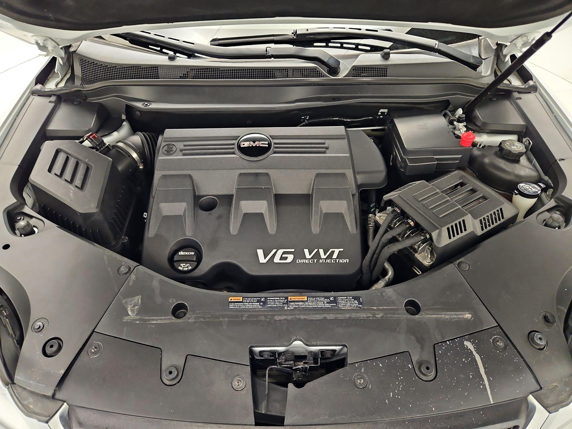 Thumbnail: 2015 GMC Terrain - 19