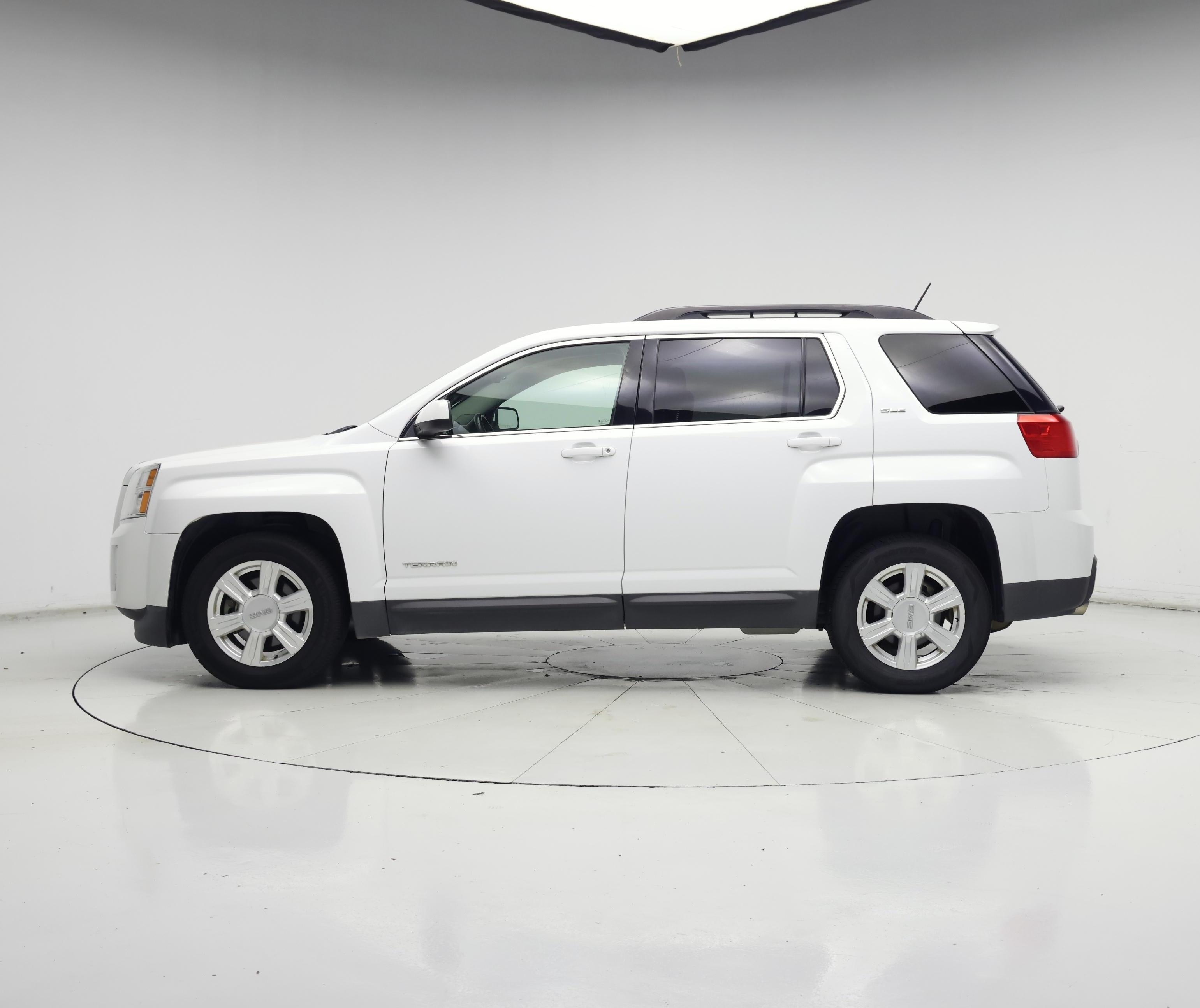 Thumbnail: 2015 GMC Terrain - 3