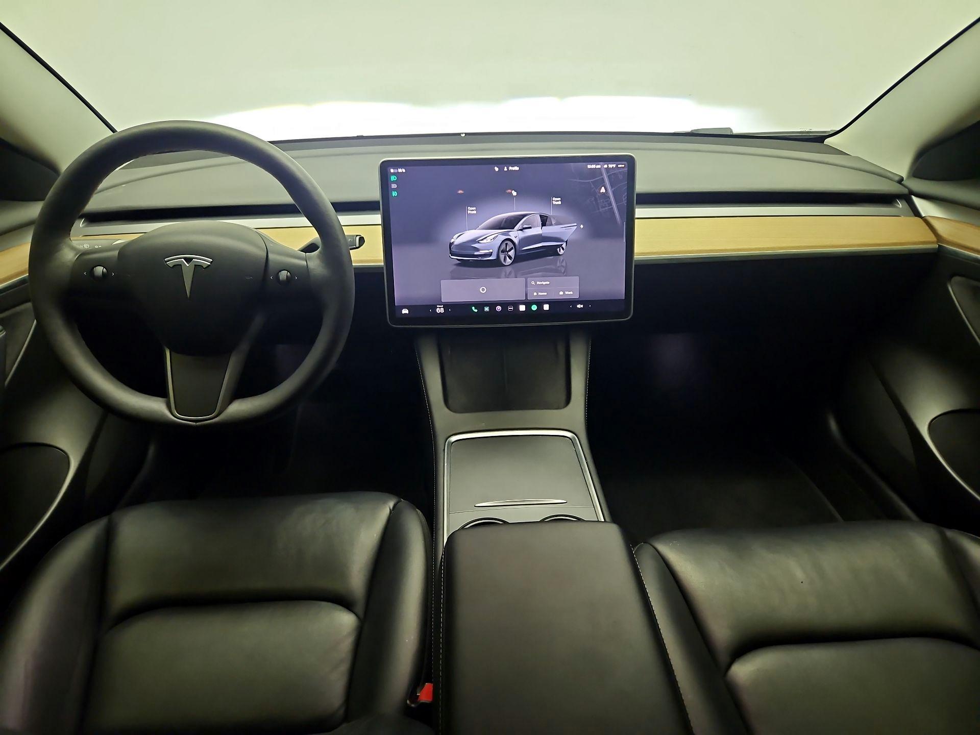 Thumbnail: 2022 Tesla Model 3 - 9