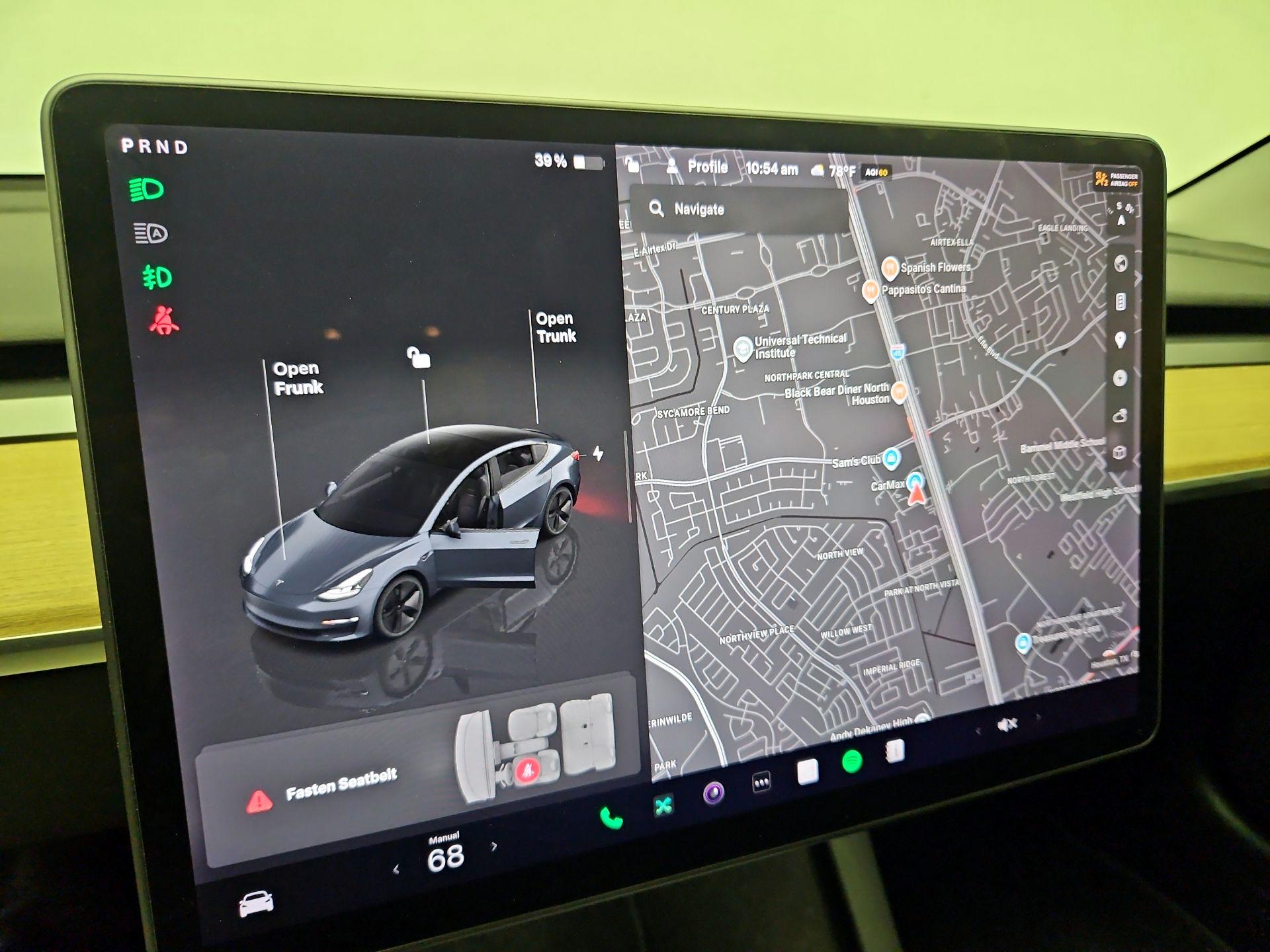 Thumbnail: 2022 Tesla Model 3 - 13