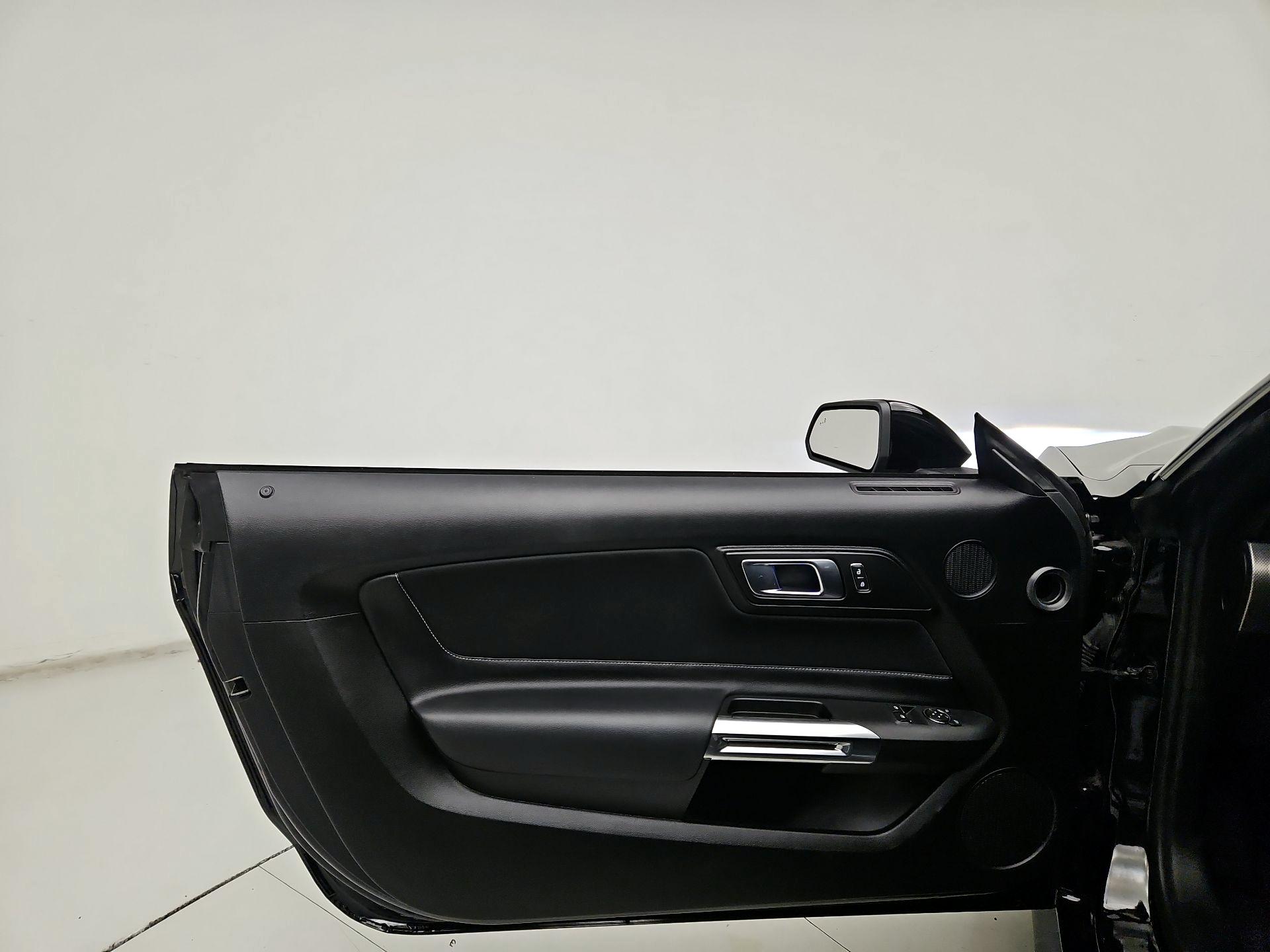 Thumbnail: 2021 Ford Mustang - 12