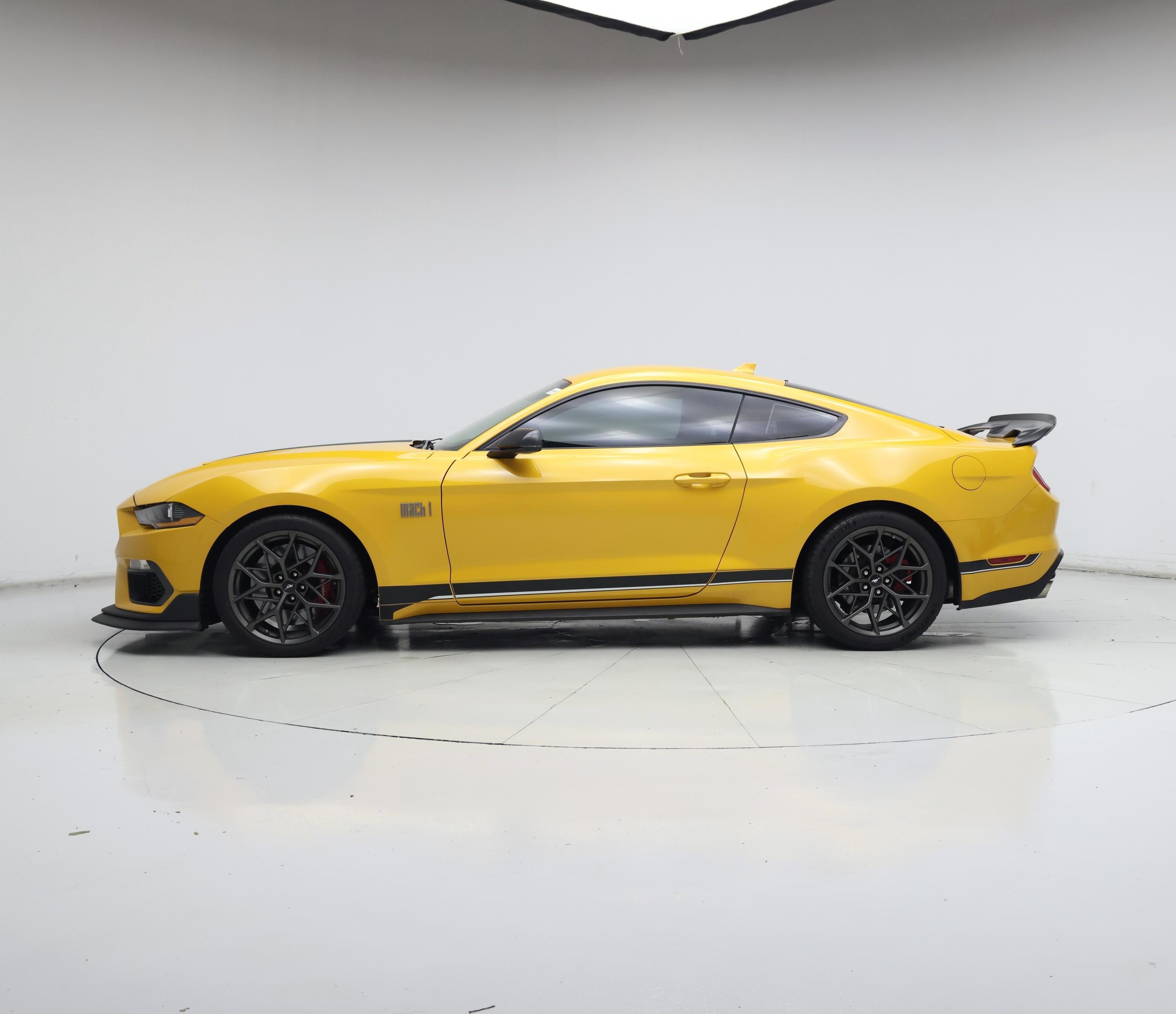Thumbnail: 2022 Ford Mustang - 3