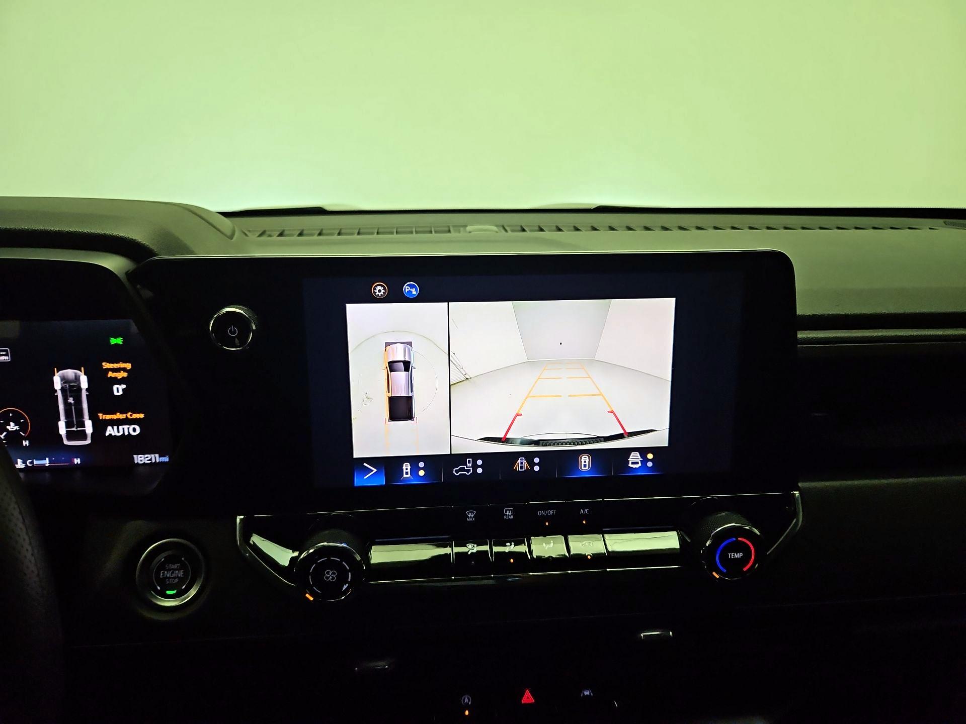 Thumbnail: 2024 Chevrolet Colorado - 13