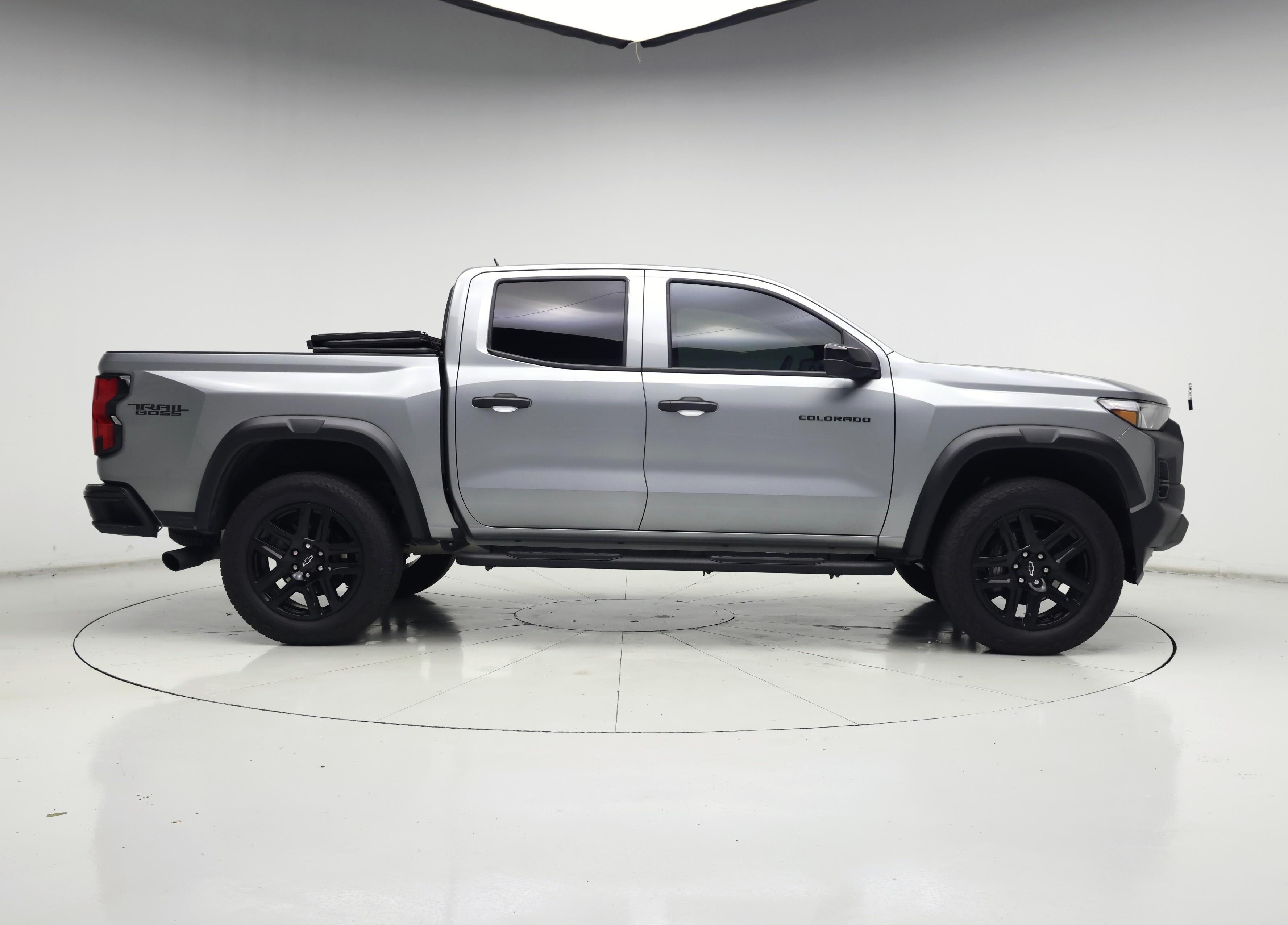 Thumbnail: 2024 Chevrolet Colorado - 7