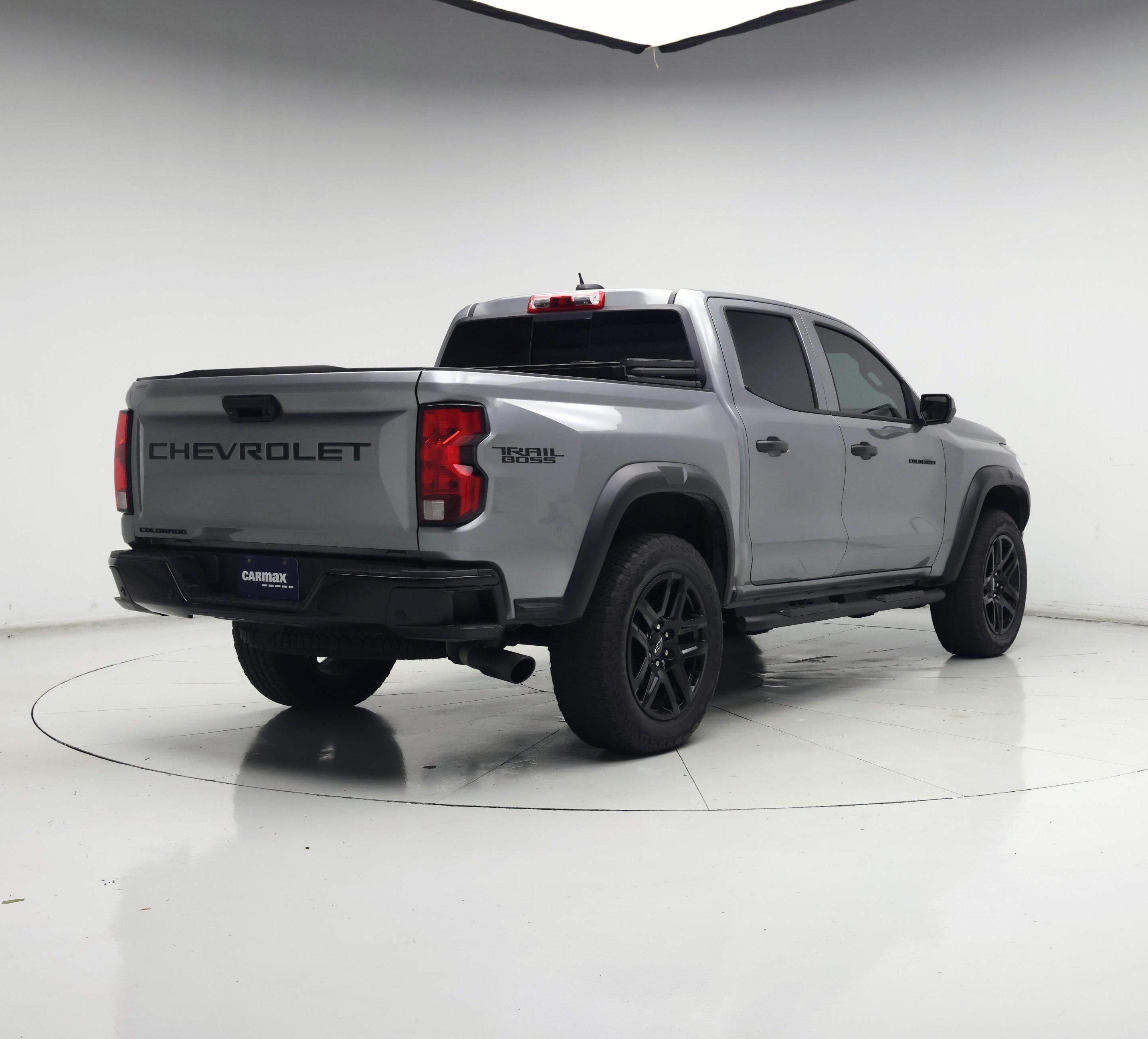 Thumbnail: 2024 Chevrolet Colorado - 8