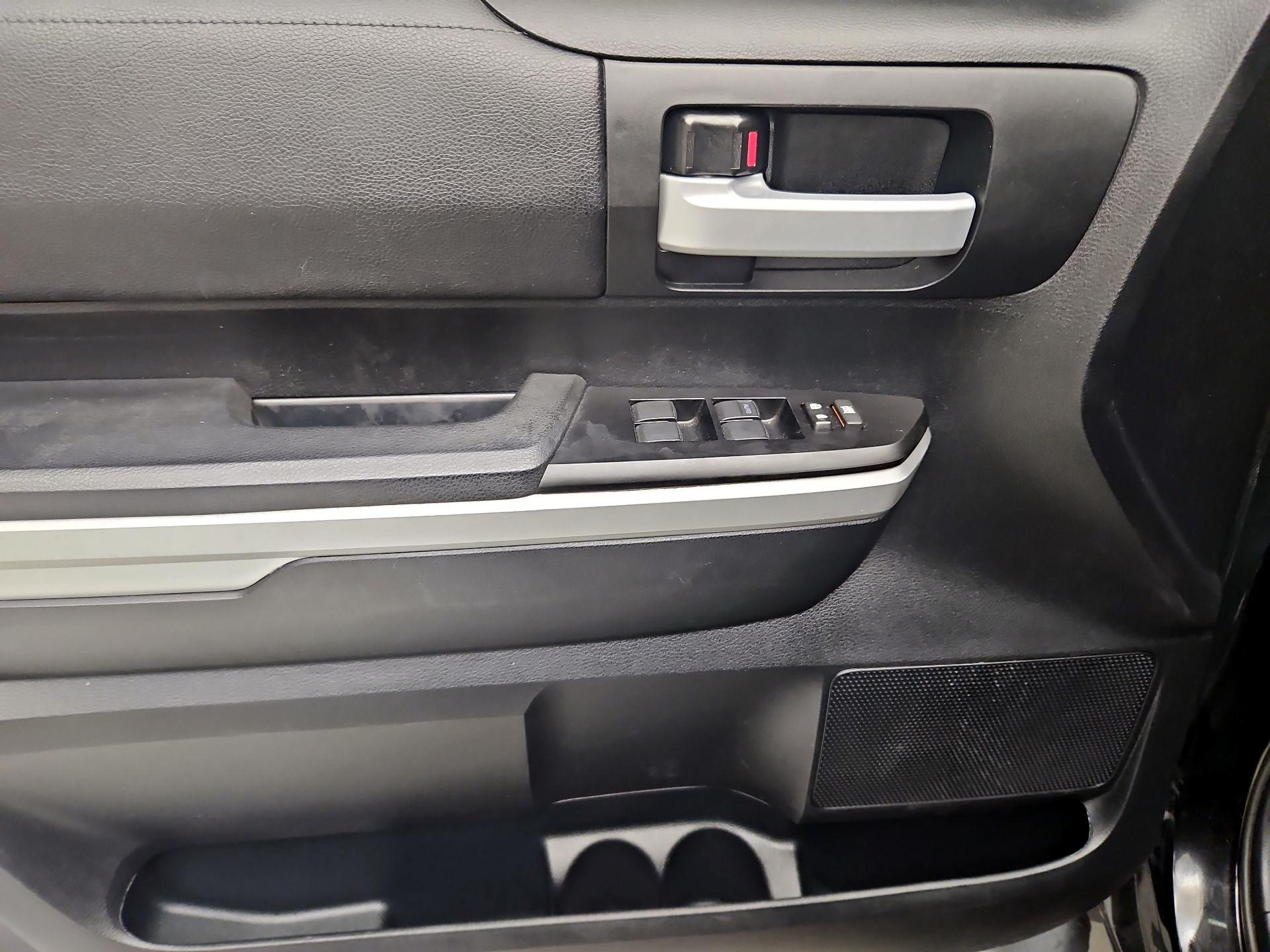 Thumbnail: 2017 Toyota Tundra - 12