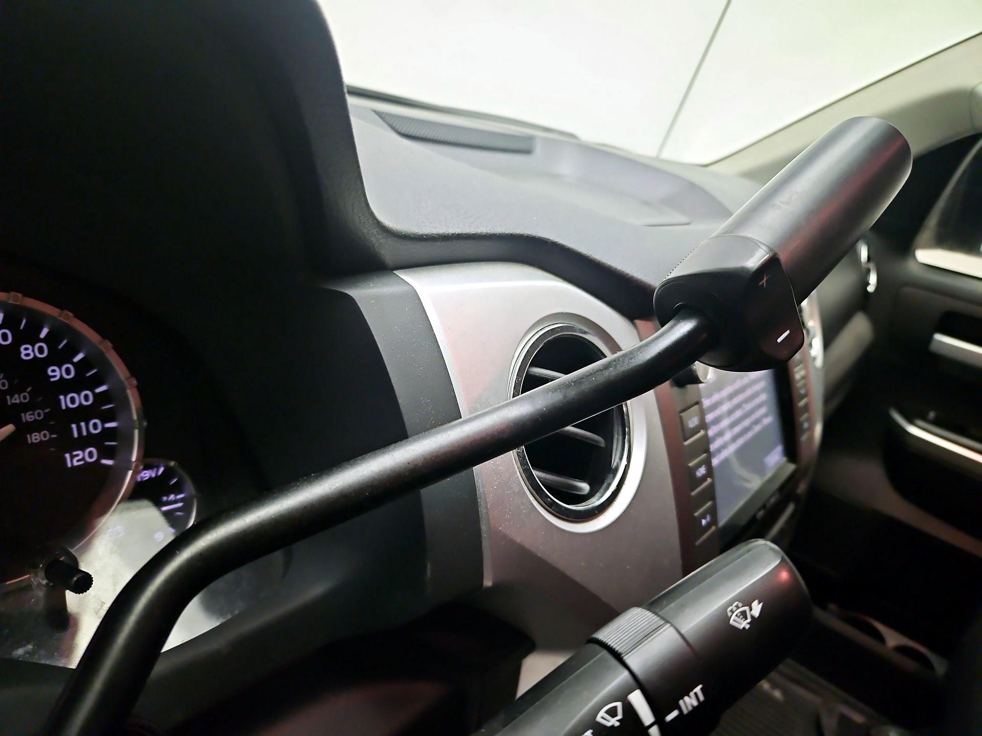 Thumbnail: 2017 Toyota Tundra - 17
