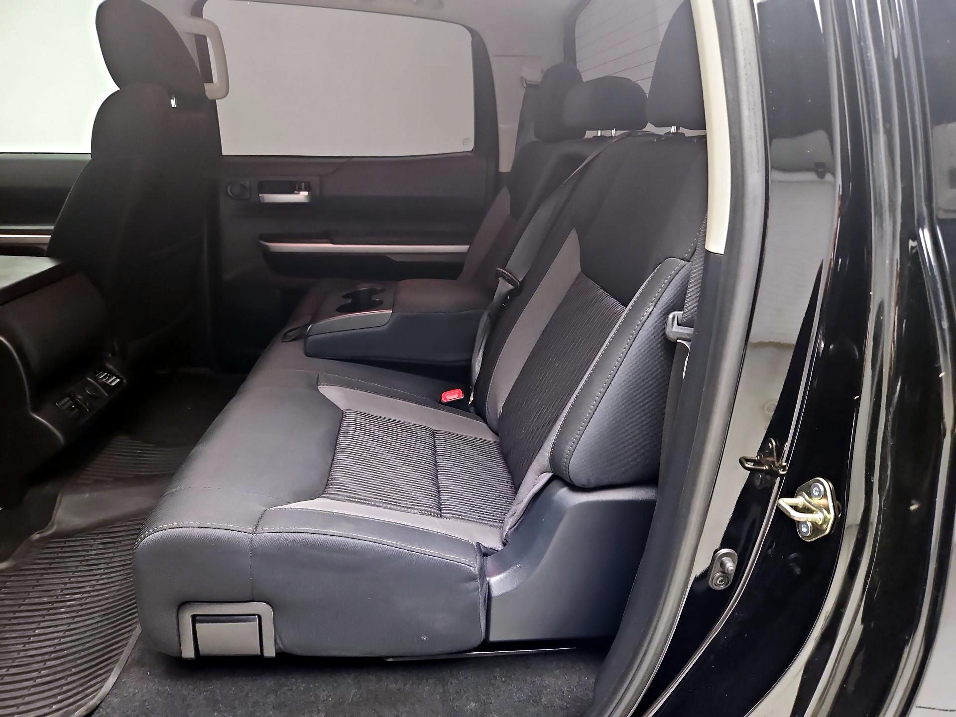Thumbnail: 2017 Toyota Tundra - 18