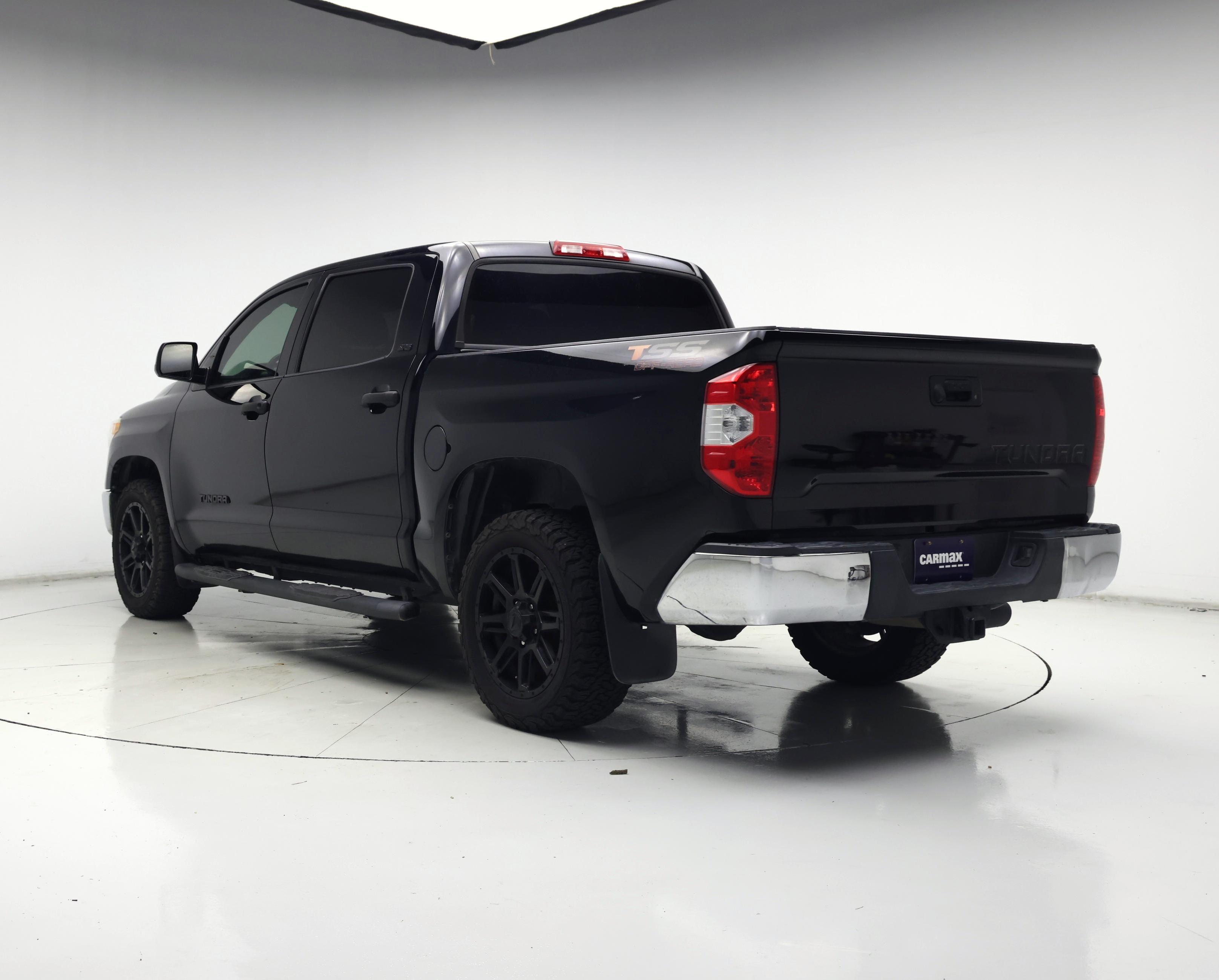 Thumbnail: 2017 Toyota Tundra - 2