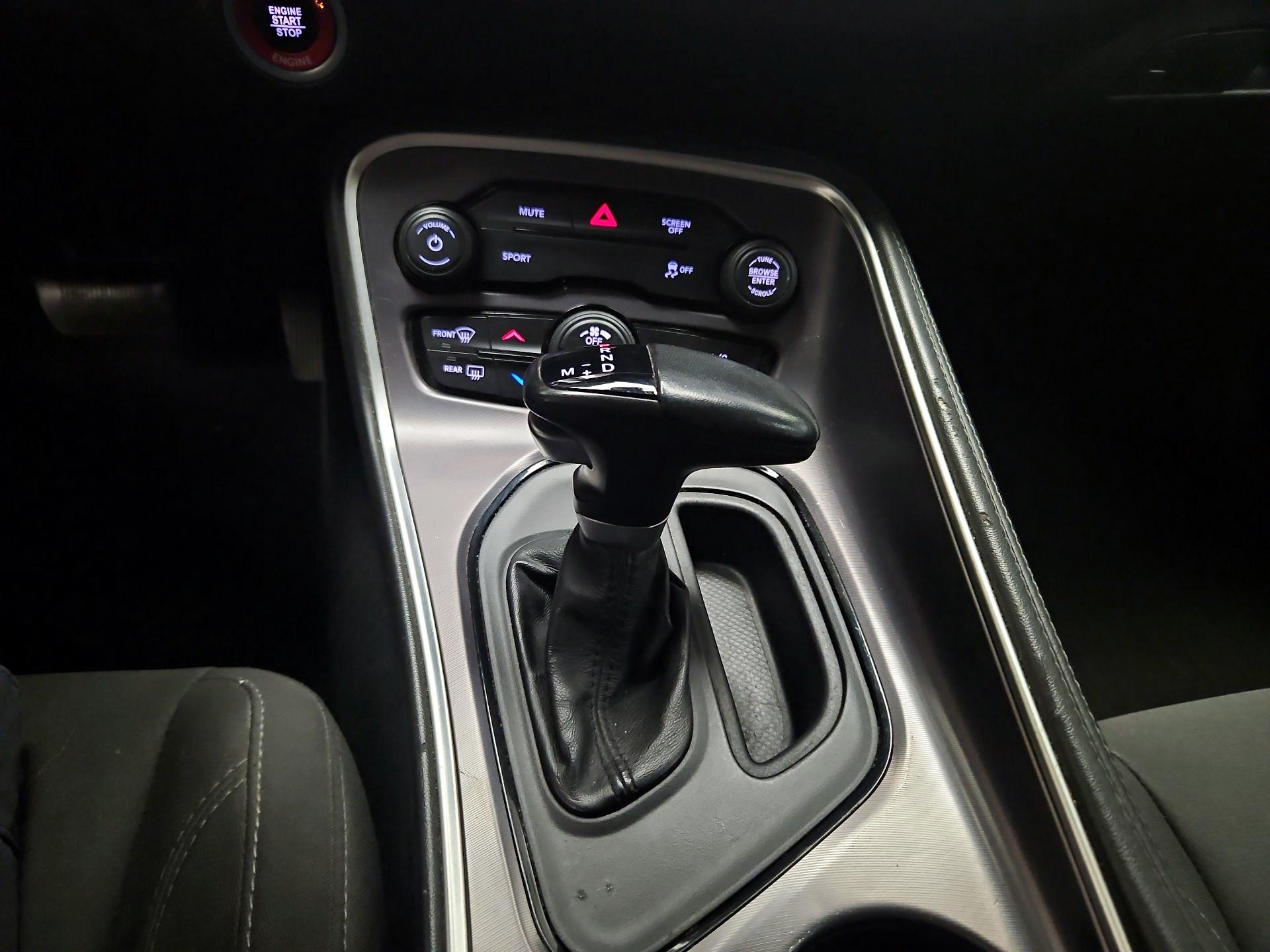 Thumbnail: 2019 Dodge Challenger - 16