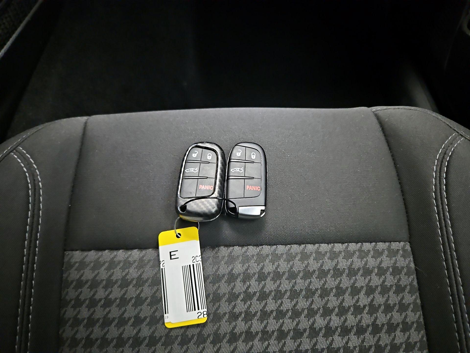 Thumbnail: 2019 Dodge Challenger - 19