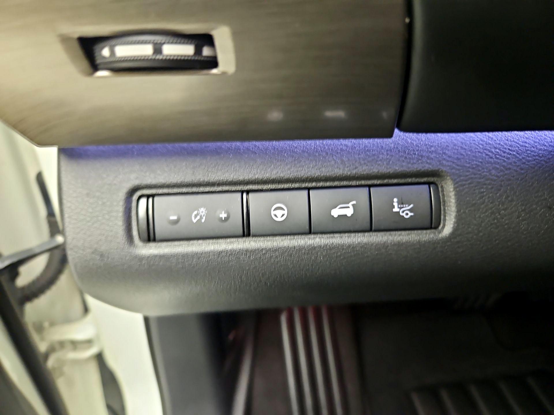 Thumbnail: 2024 Nissan Pathfinder - 13