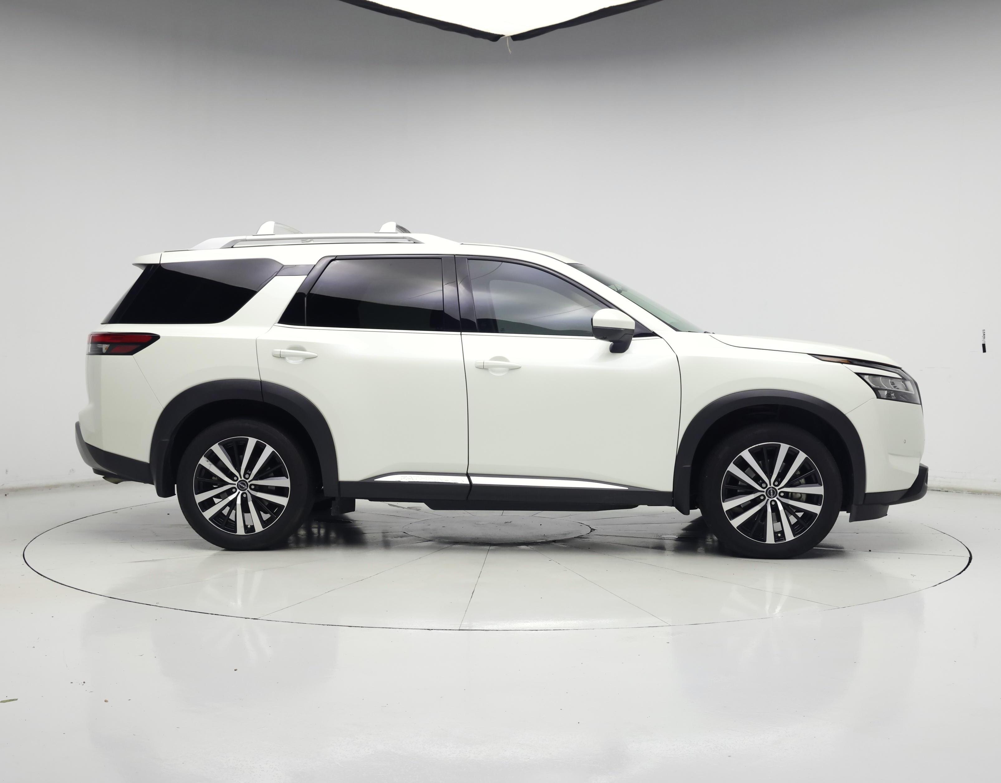 Thumbnail: 2024 Nissan Pathfinder - 7