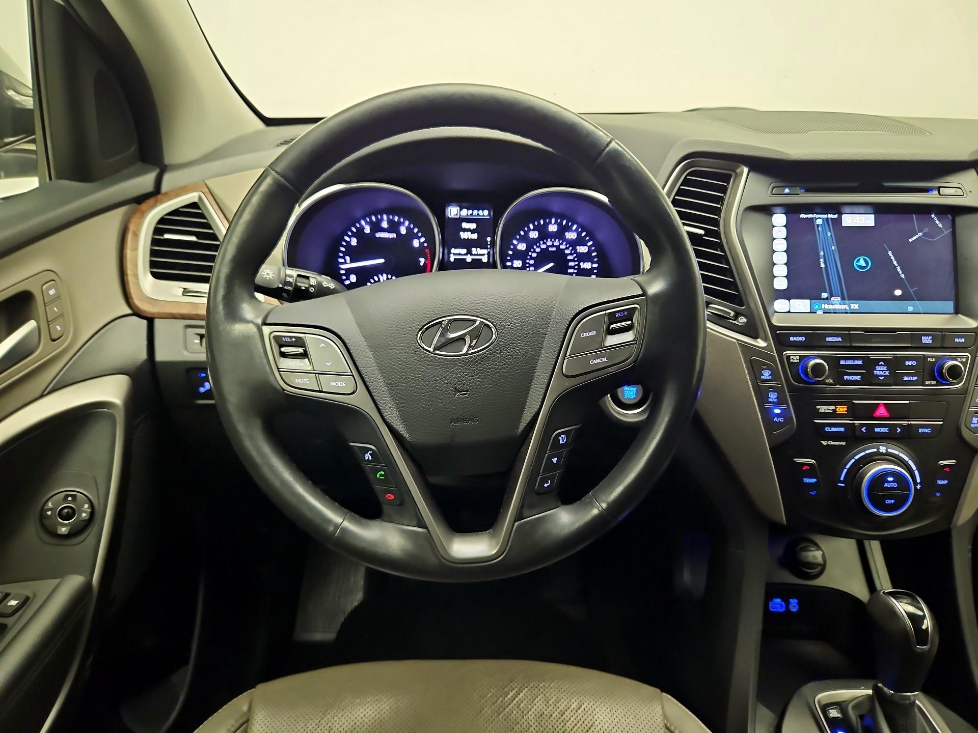 Thumbnail: 2017 Hyundai Santa Fe - 10