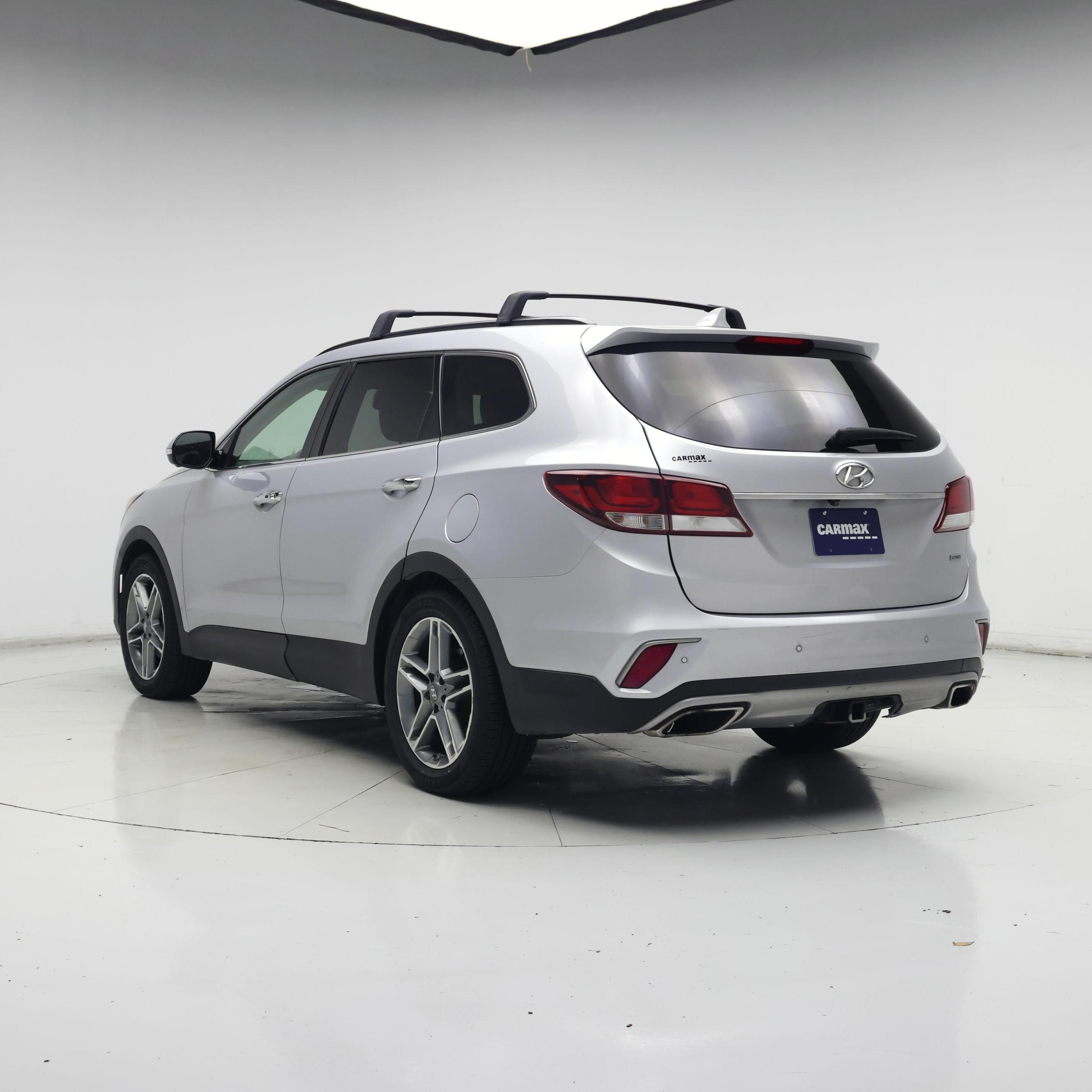 Thumbnail: 2017 Hyundai Santa Fe - 2
