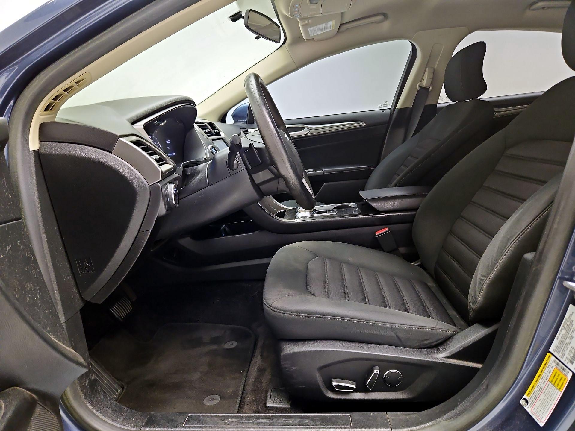 Thumbnail: 2018 Ford Fusion - 11