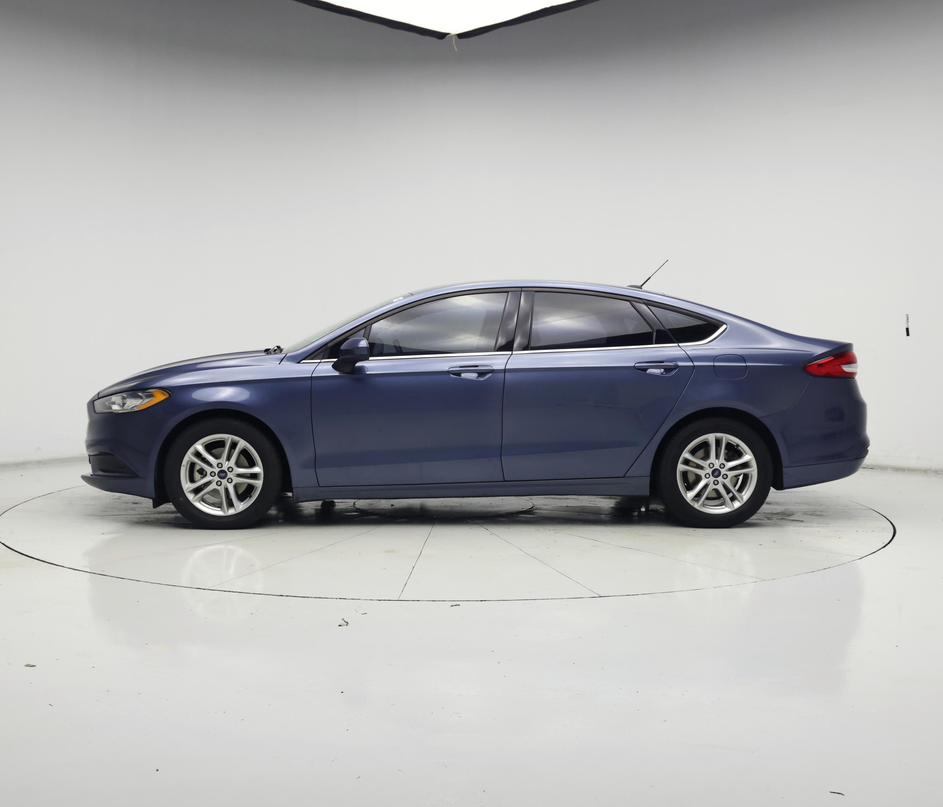 Thumbnail: 2018 Ford Fusion - 3