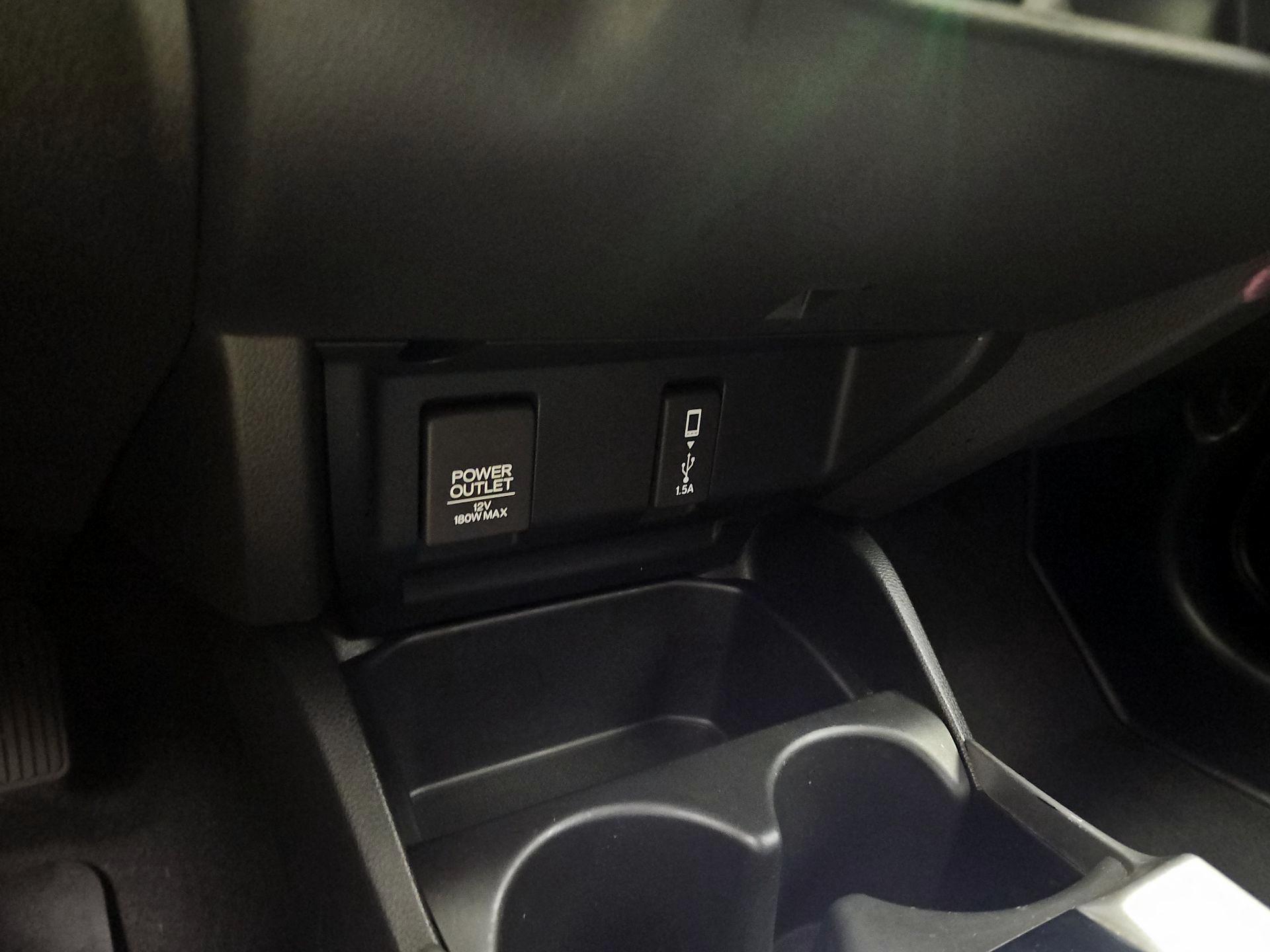 Thumbnail: 2018 Honda Fit - 18