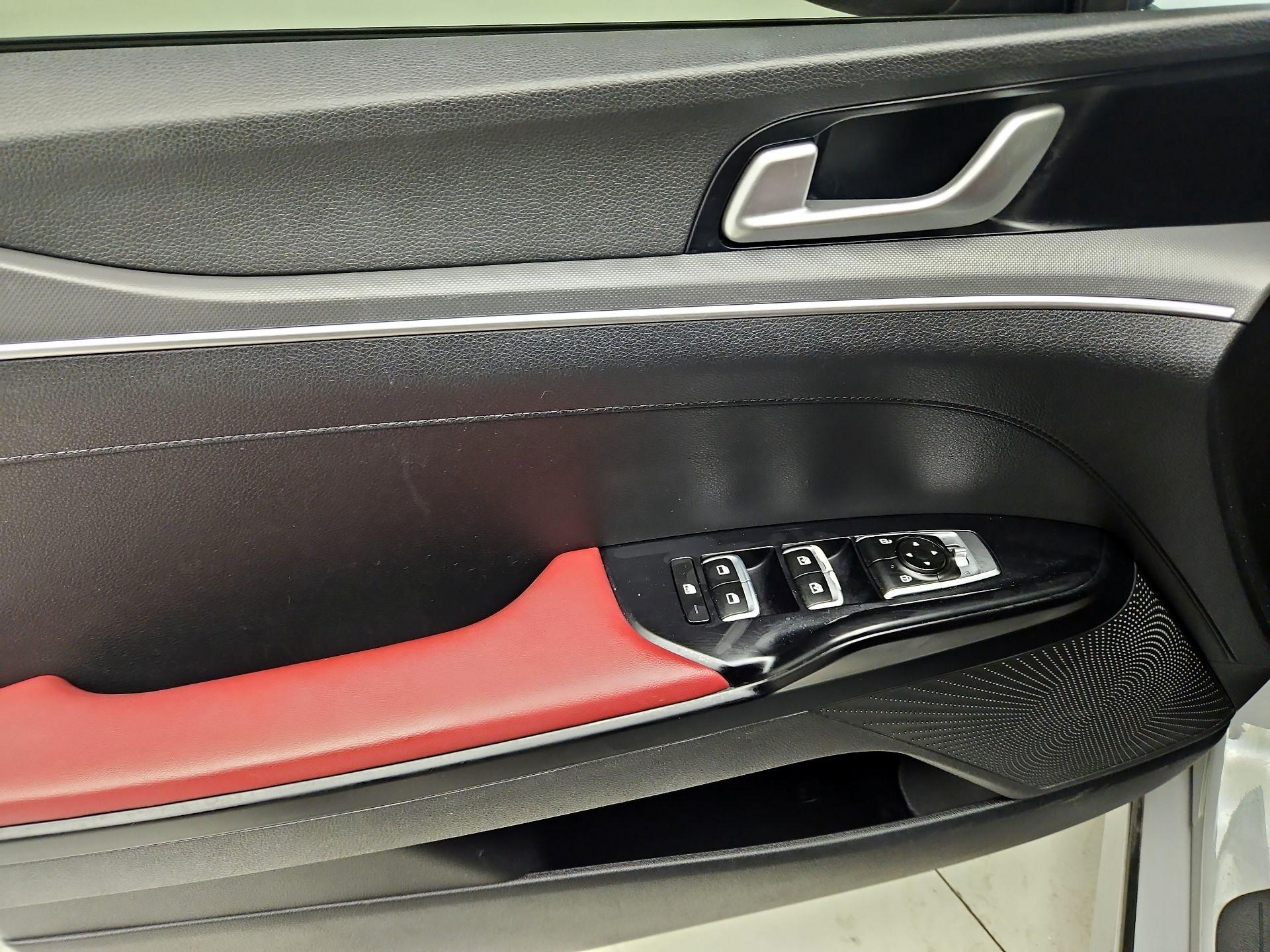 Thumbnail: 2022 Kia K5 - 12